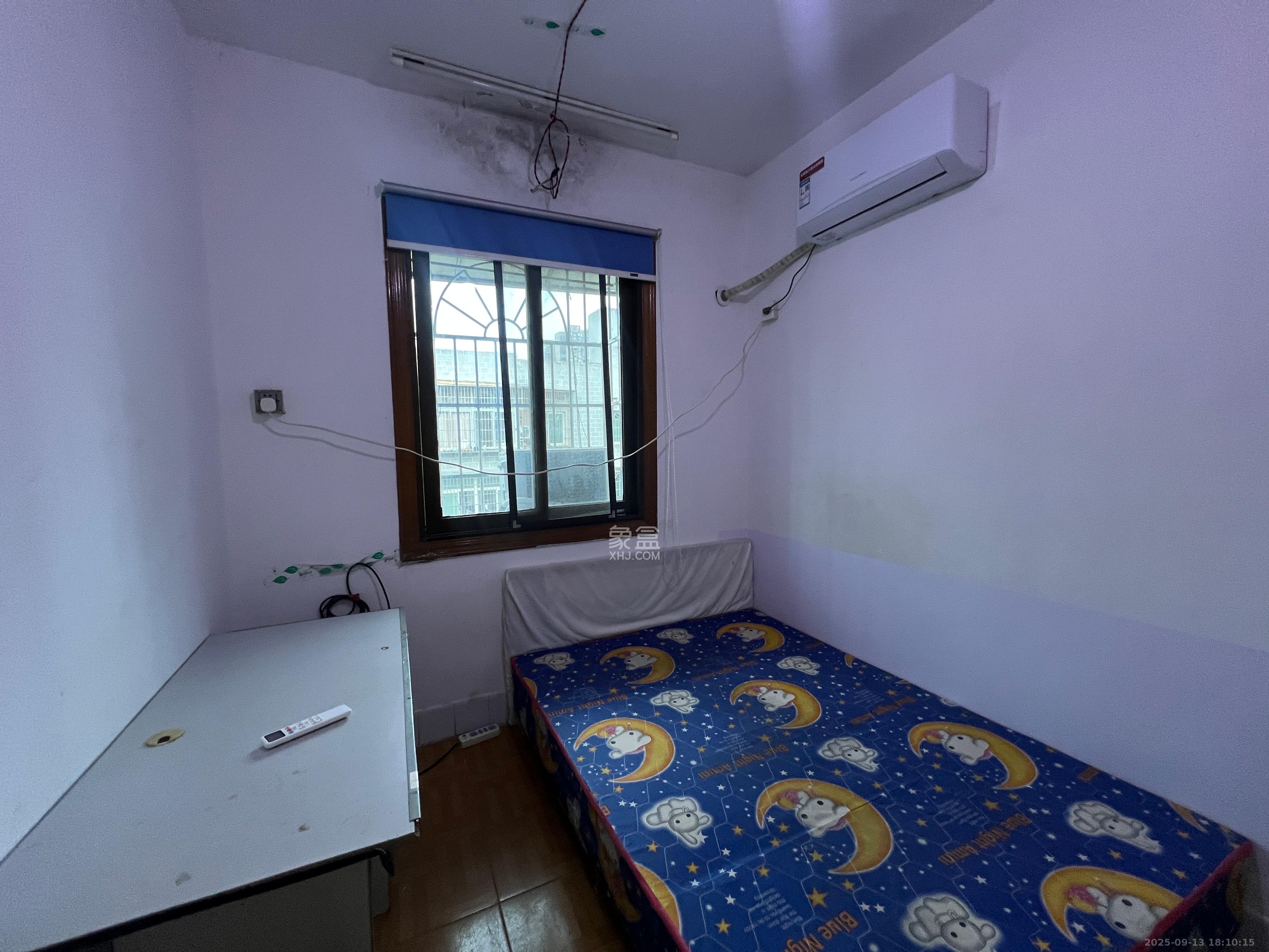 马王堆社区七片 1室1厅1卫 900.0元/月 马王堆社区七片 1室1厅1卫 900.0元/月室内图