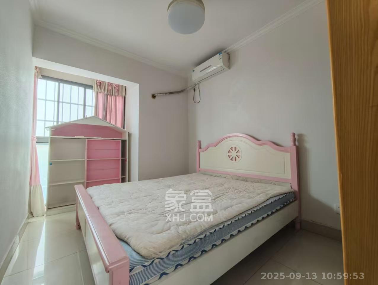 雄新水印廊桥（雄新华府）  3室2厅2卫    2400.0元/月室内图