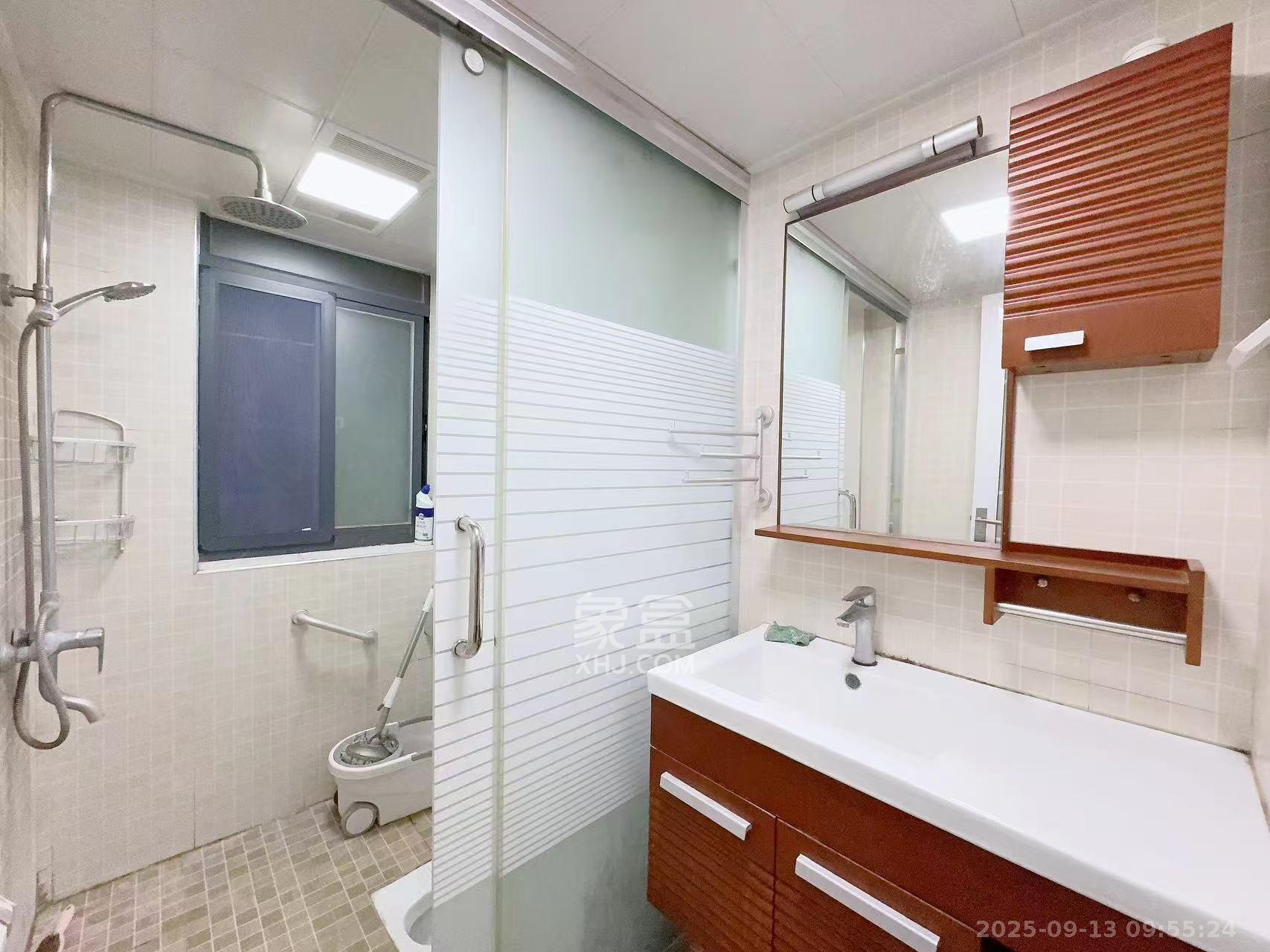 天骄福邸 2室1厅1卫 2800.0元/月 天骄福邸 2室1厅1卫 2800.0元/月室内图