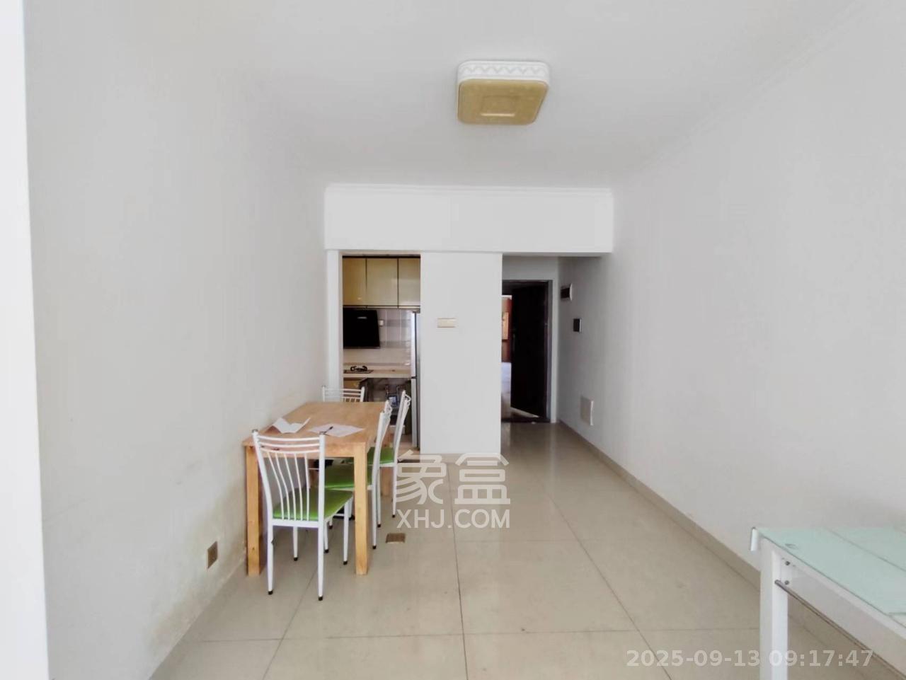 江山帝景哈佛  2室2厅1卫    1700.0元/月室内图