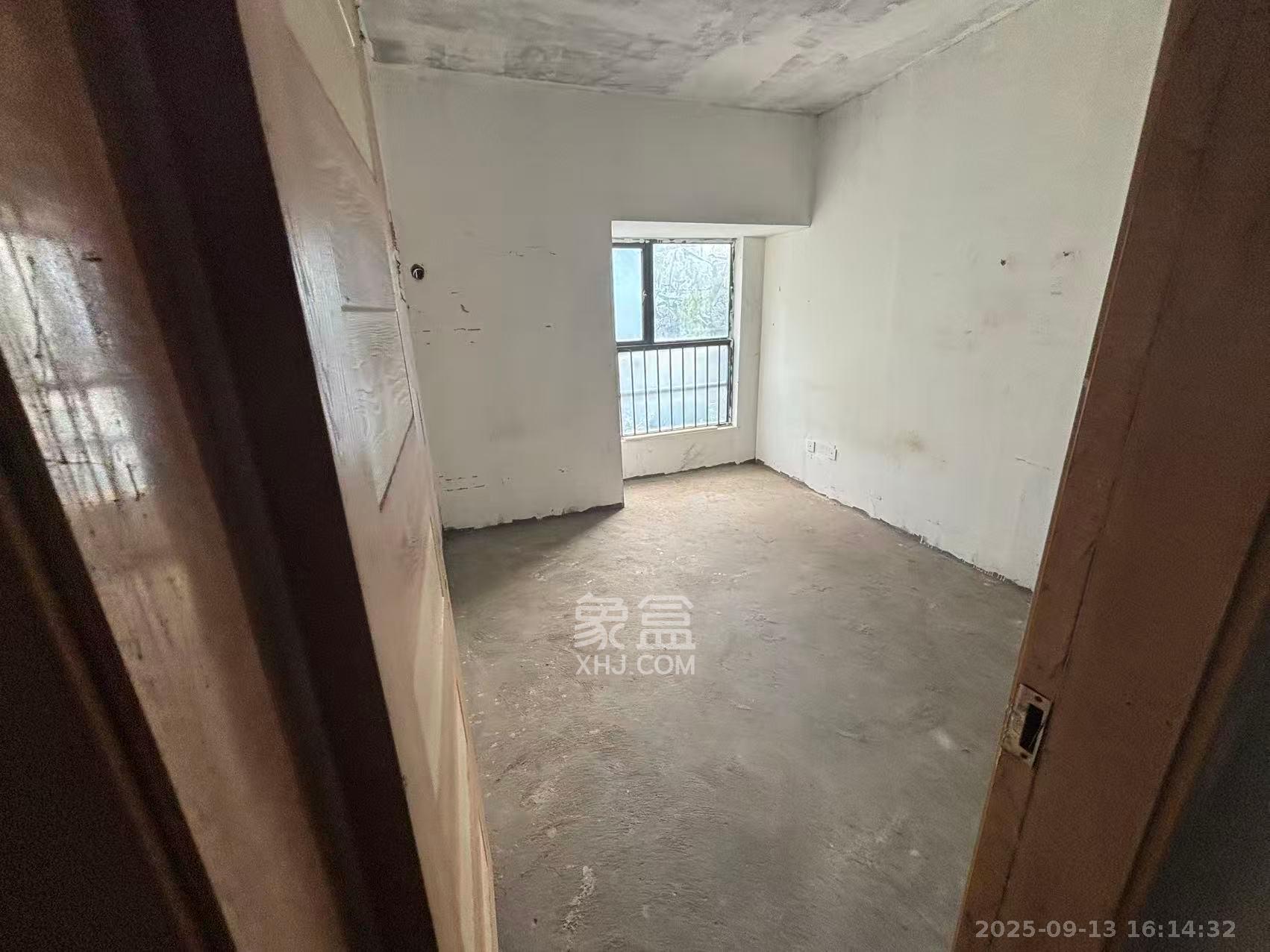 万科魅力之城  3室2厅1卫    1400.0元/月室内图