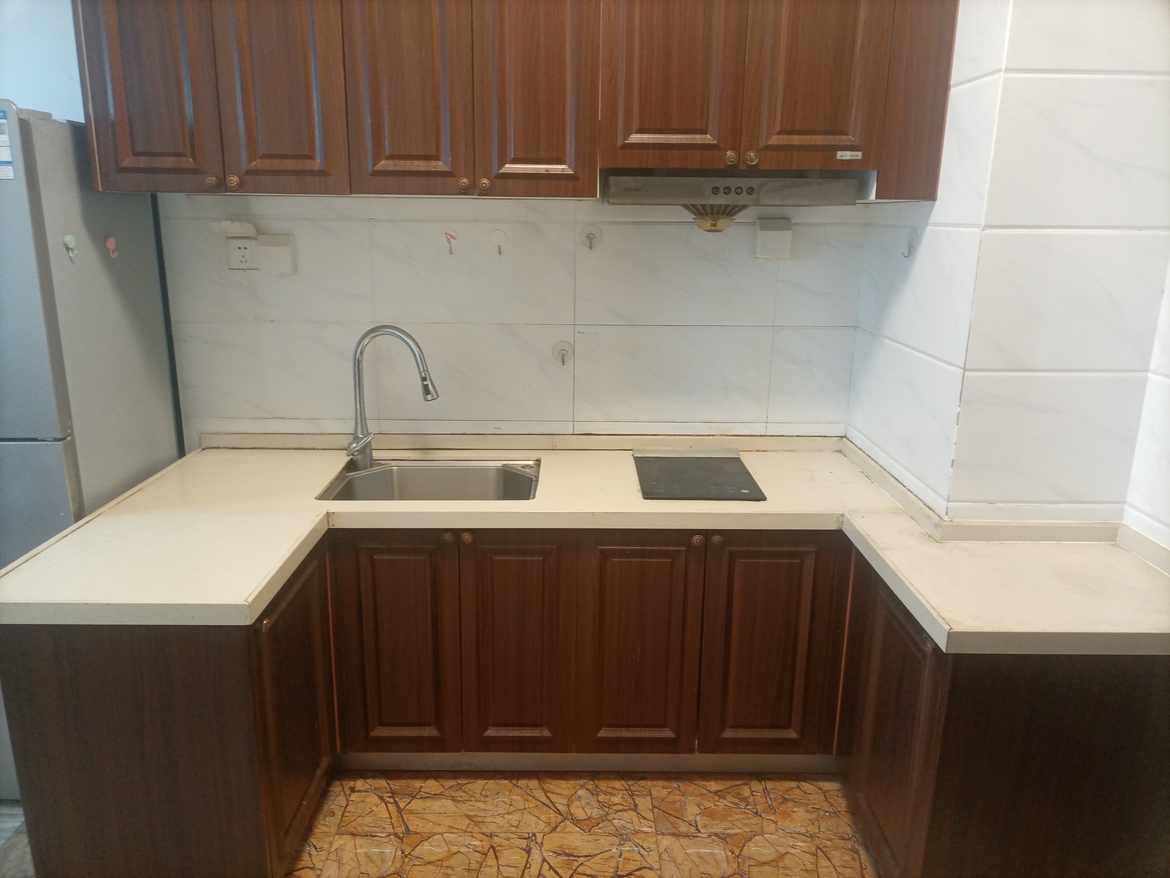 碧桂园一、二期(中央首府) 1室1厅1卫 1800.0元/月 碧桂园一、二期(中央首府) 1室1厅1卫 1800.0元/月室内图