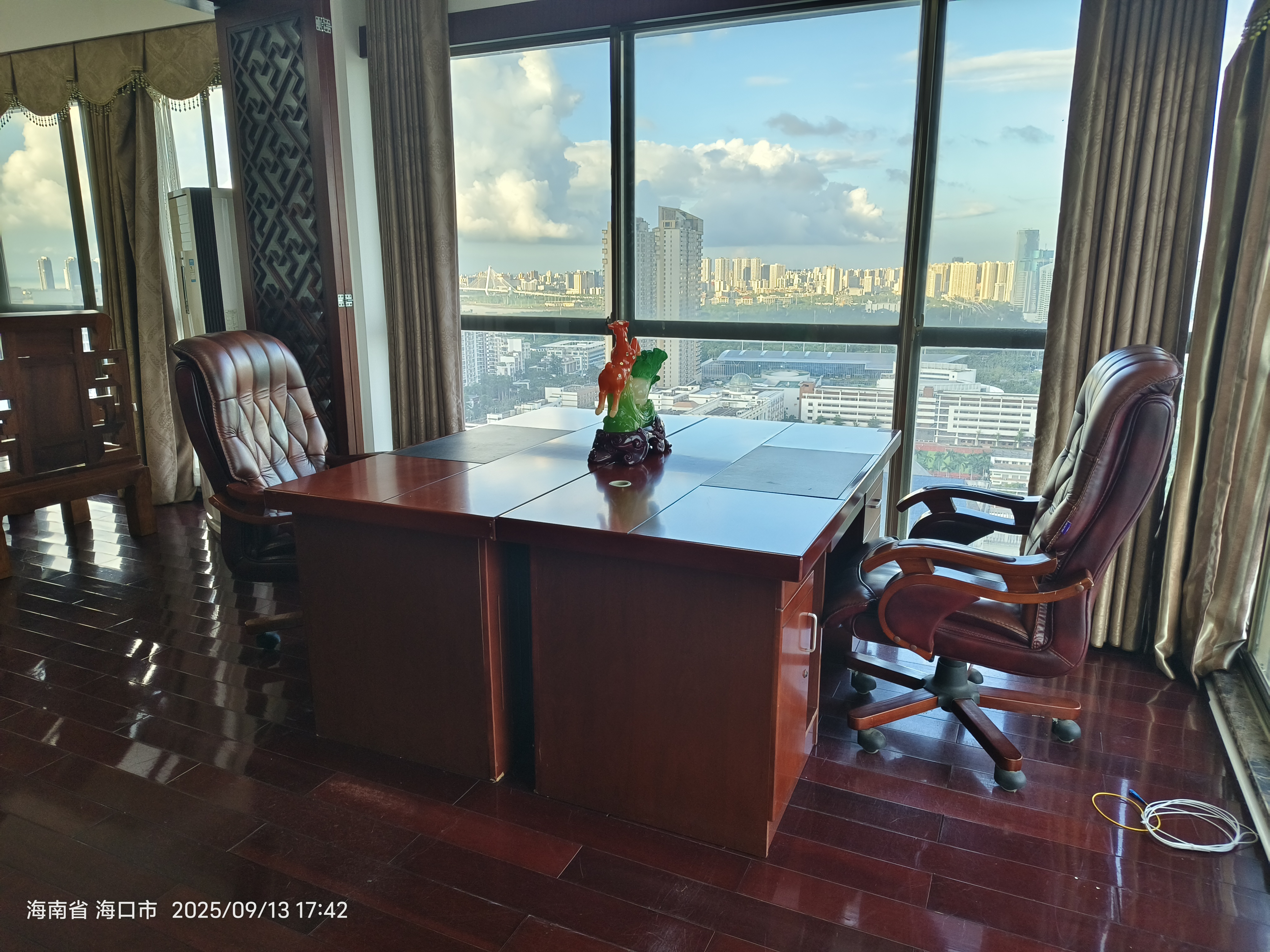 海岸壹号 3室2厅1卫 4800.0元/月 海岸壹号 3室2厅1卫 4800.0元/月室内图