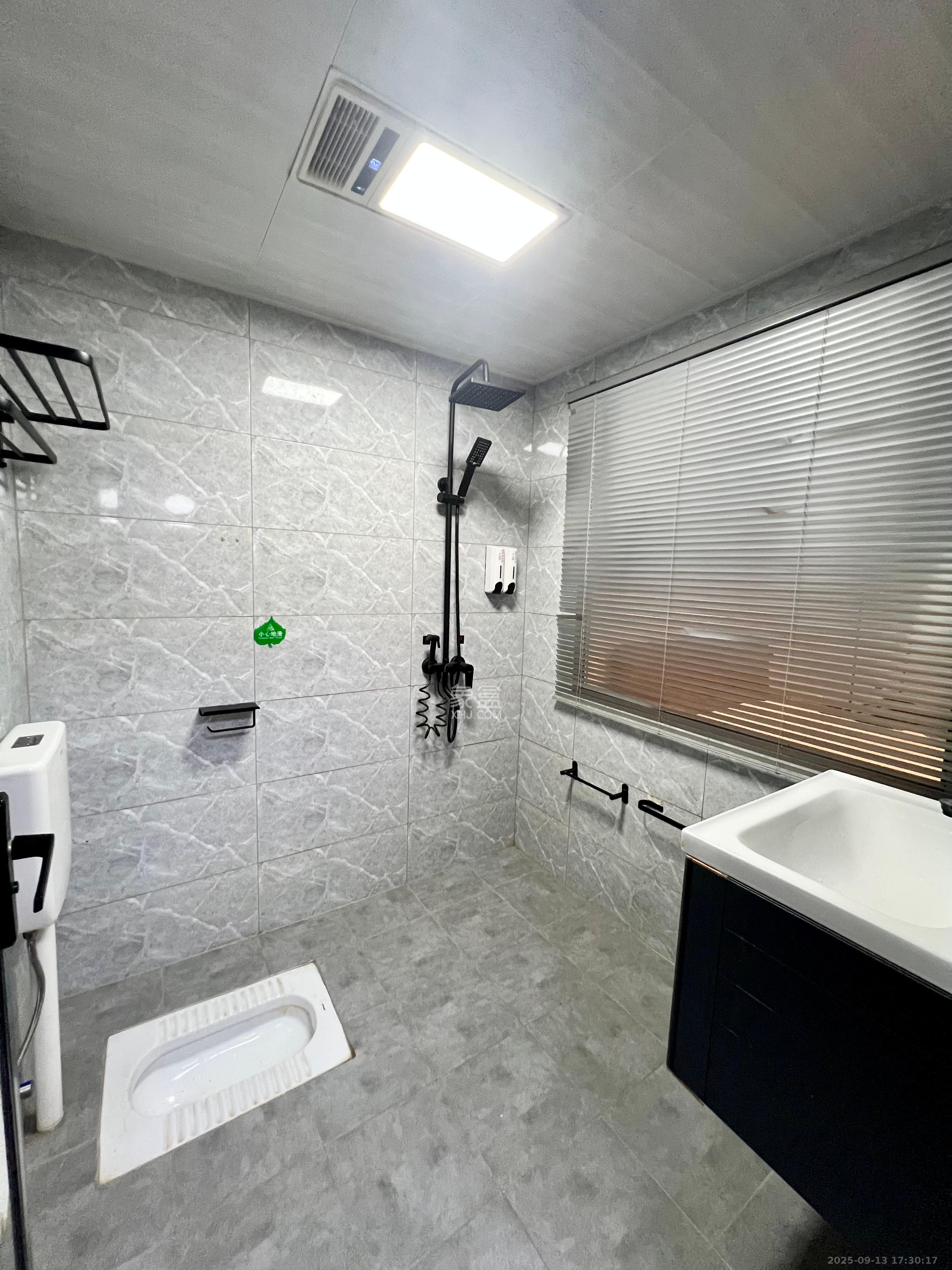 钱隆世家  1室1厅1卫    1200.0元/月室内图