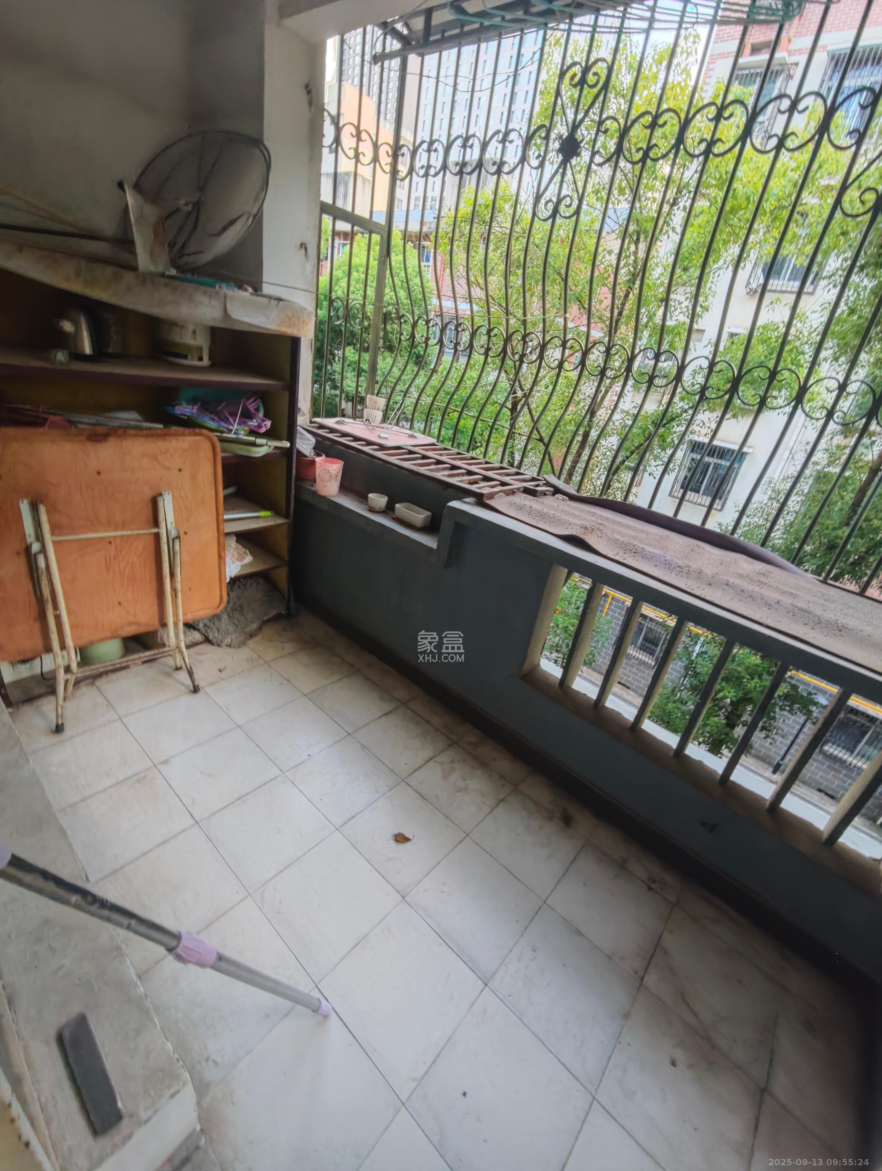 省建苑小区  3室2厅1卫    2200.0元/月室内图