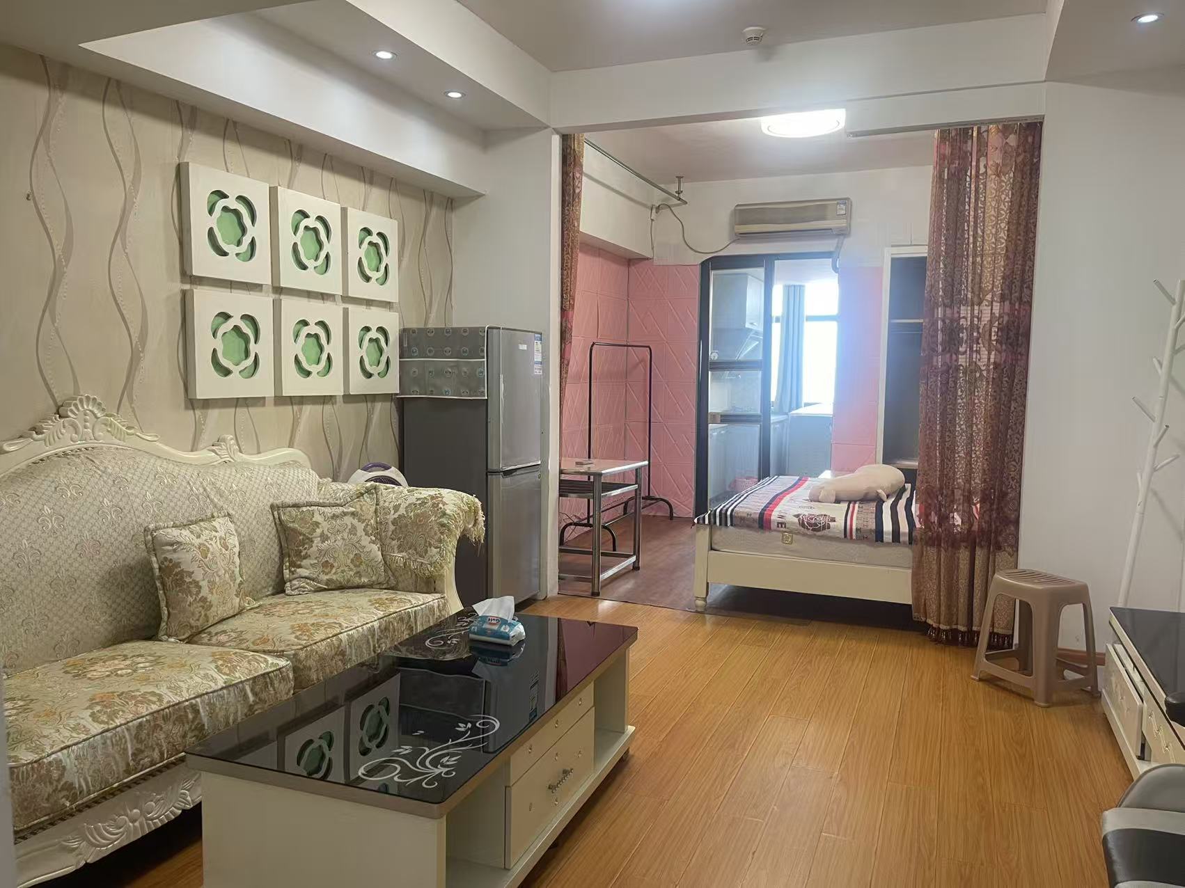 财智公馆大厦(瑞士国际酒店) 1室1厅1卫 900.0元/月 财智公馆大厦(瑞士国际酒店) 1室1厅1卫 900.0元/月室内图