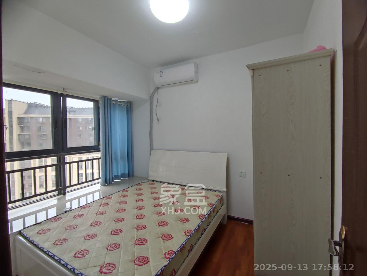 五矿紫湖香醍 3室2厅1卫 1700.0元/月 五矿紫湖香醍 3室2厅1卫 1700.0元/月室内图