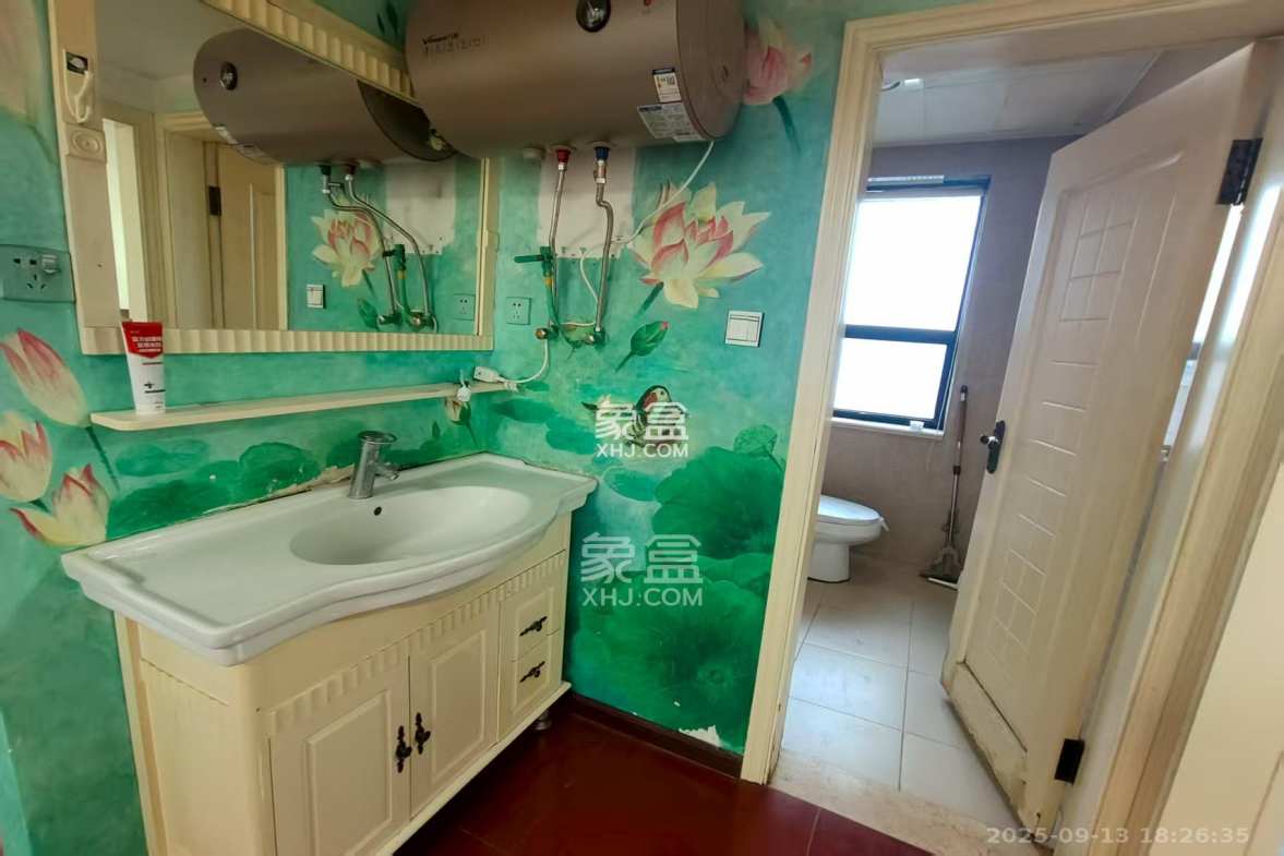 融圣国际  2室2厅1卫    2600.0元/月 融圣国际  2室2厅1卫    2600.0元/月室内图