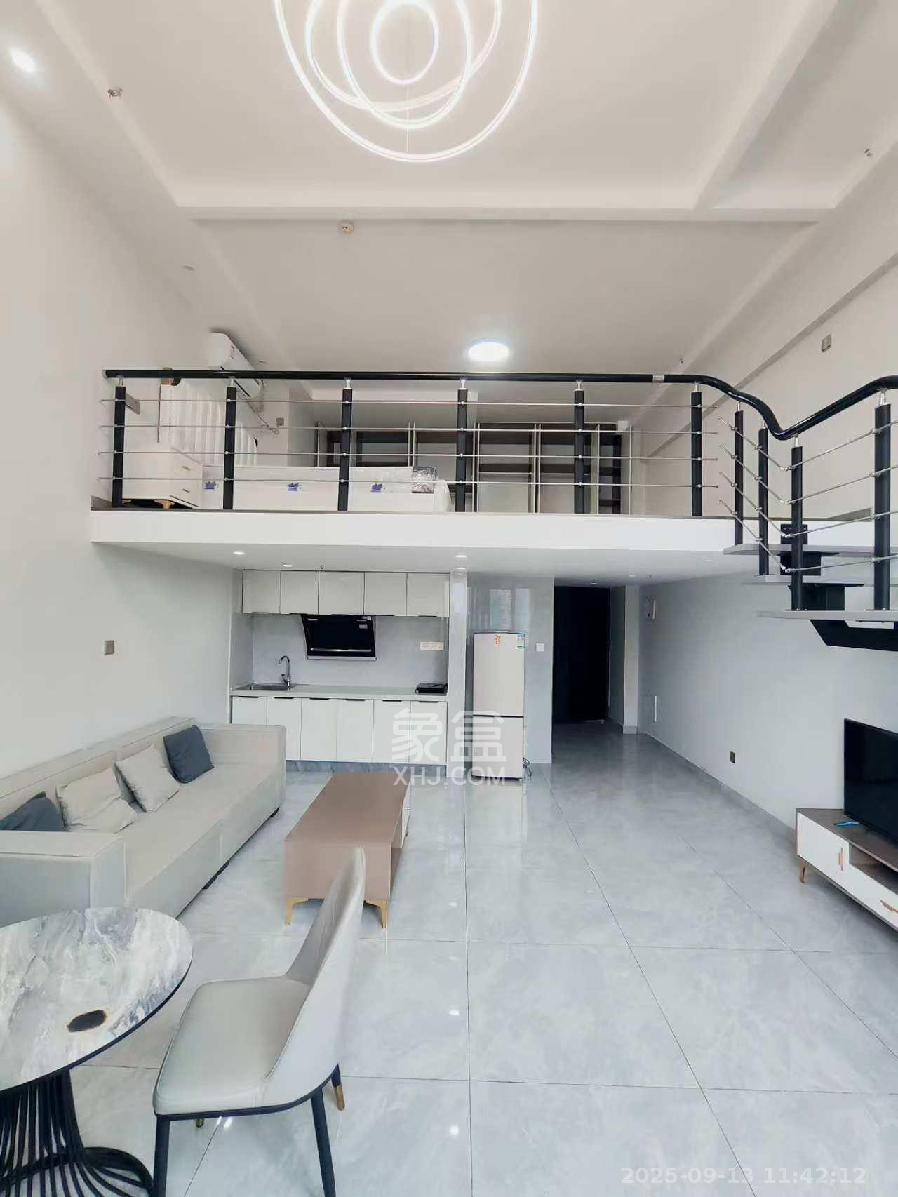 太阳城  2室2厅1卫    2000.0元/月室内图