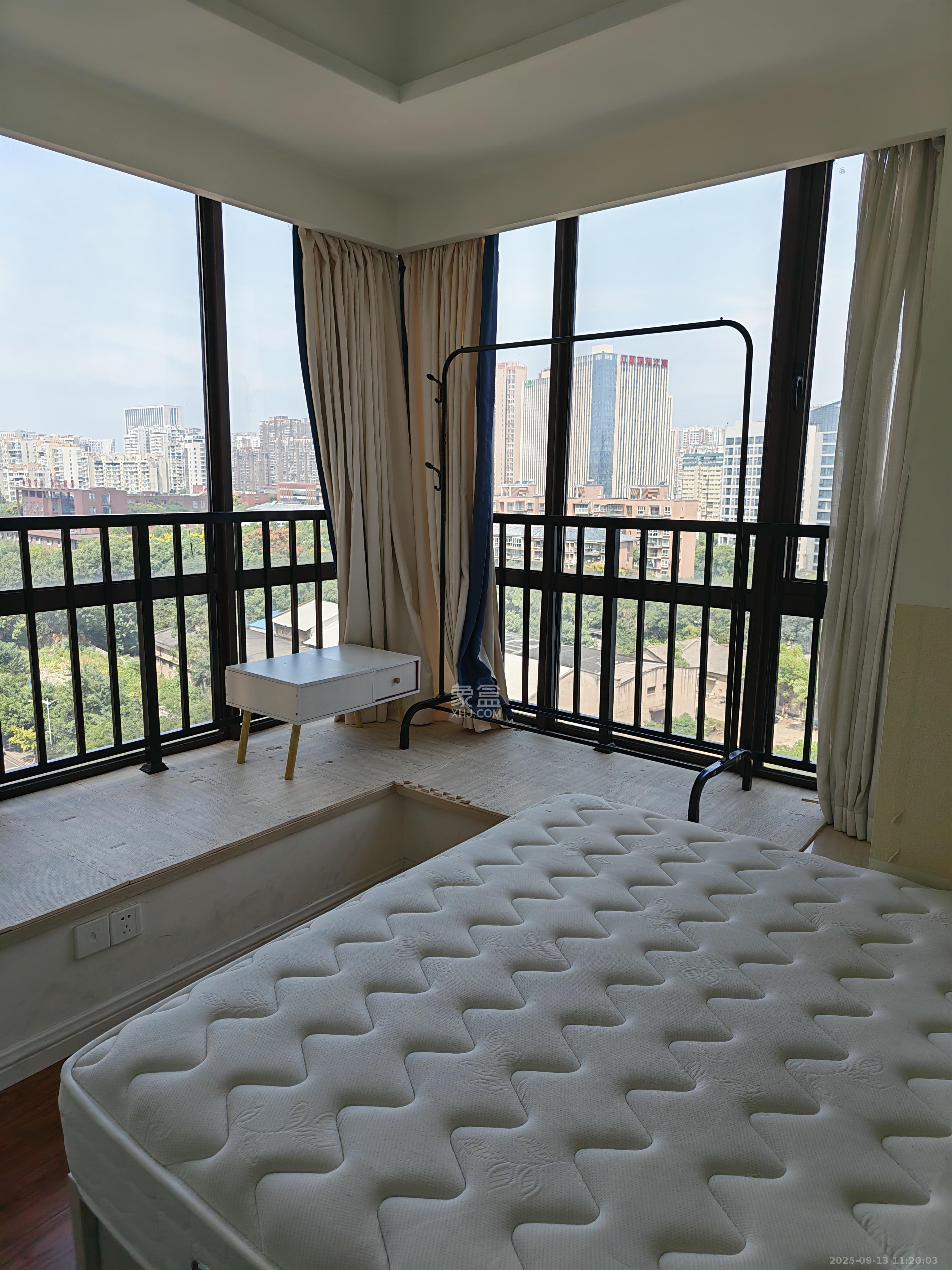 中建信和城 1室0厅0卫 2000.0元/月 中建信和城 1室0厅0卫 2000.0元/月室内图