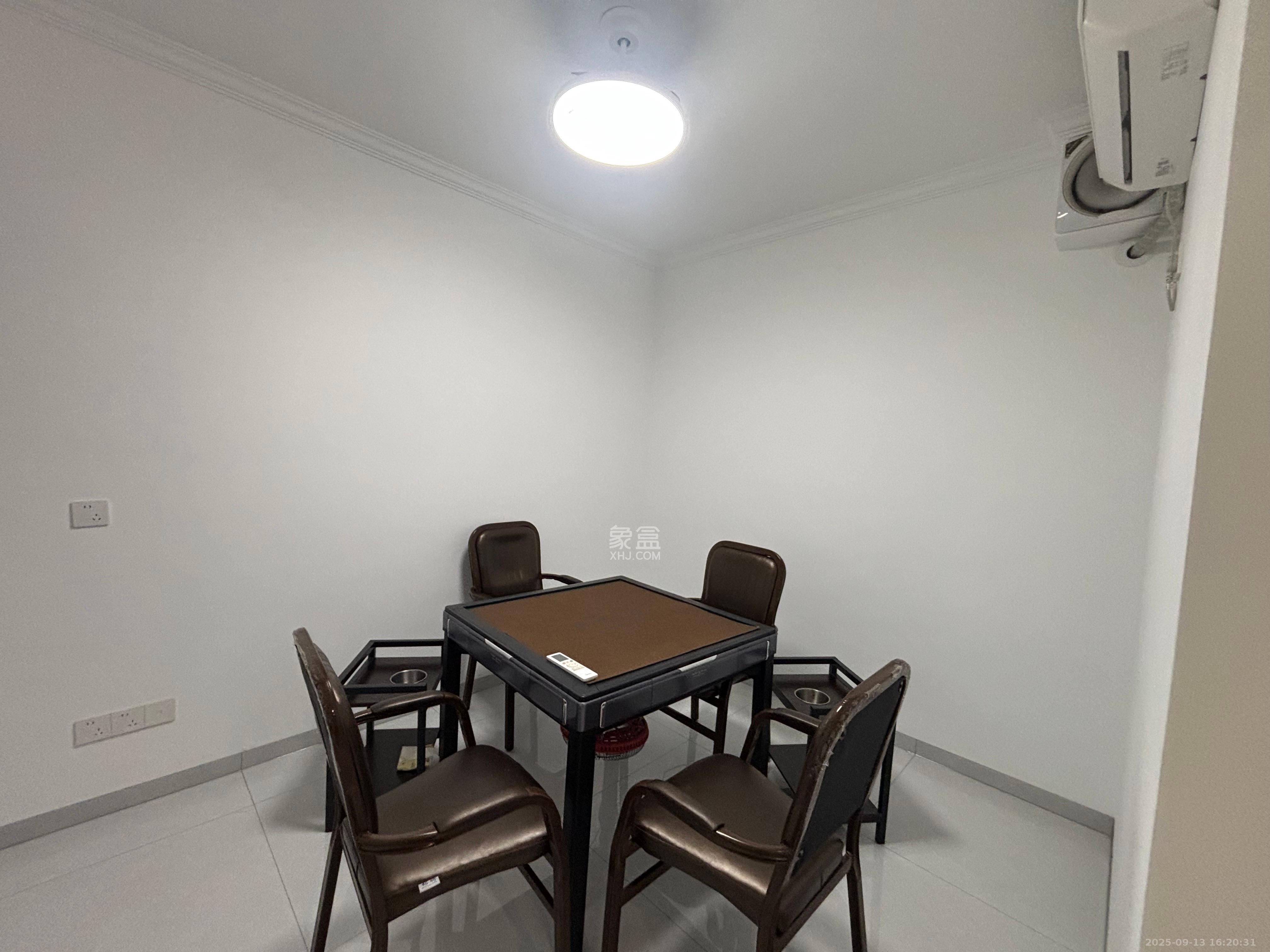 金塘家园  2室1厅1卫    2800.0元/月室内图