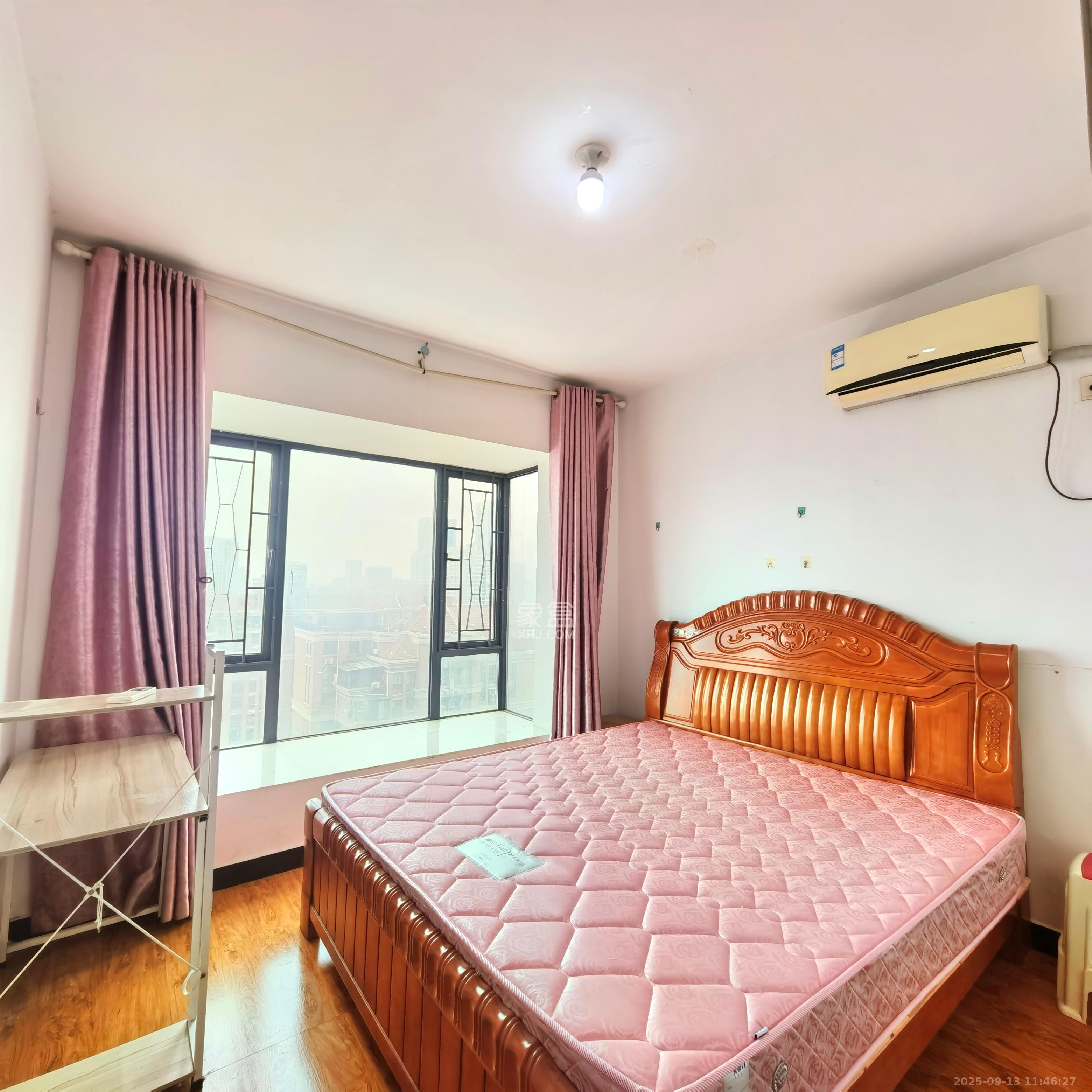 蓝山郡  2室2厅1卫    1800.0元/月室内图