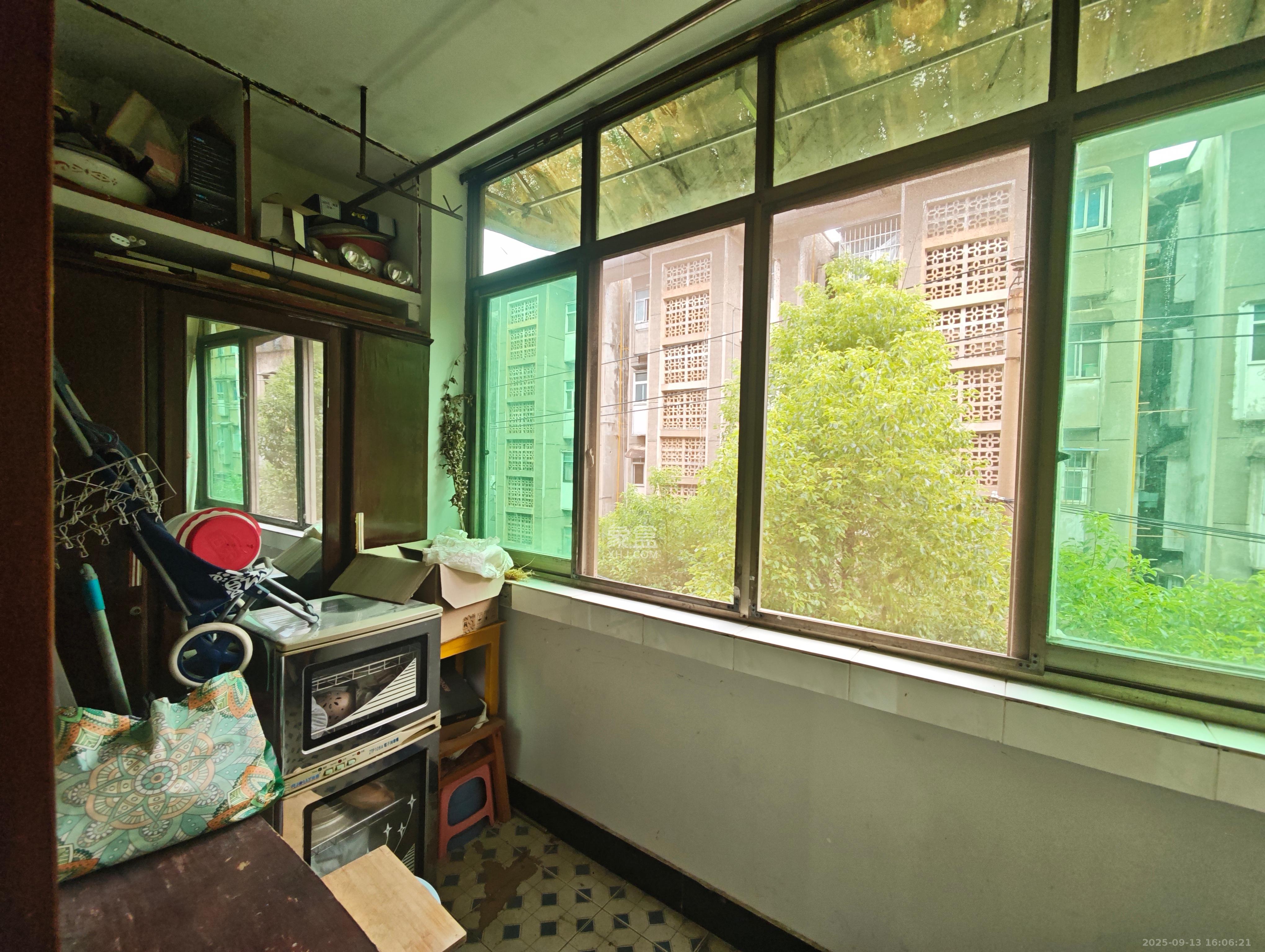 建湘新村  2室1厅1卫    1600.0元/月室内图