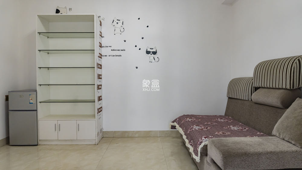 云顶上品 4室2厅2卫 2000.0元/月 云顶上品 4室2厅2卫 2000.0元/月室内图