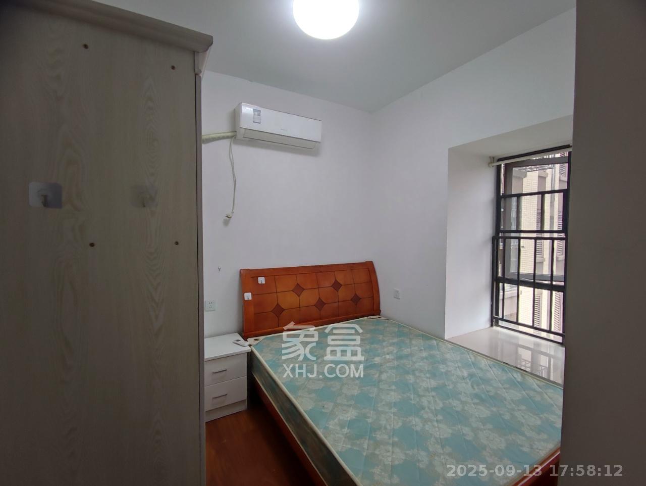 五矿紫湖香醍 3室2厅1卫 1700.0元/月 五矿紫湖香醍 3室2厅1卫 1700.0元/月室内图