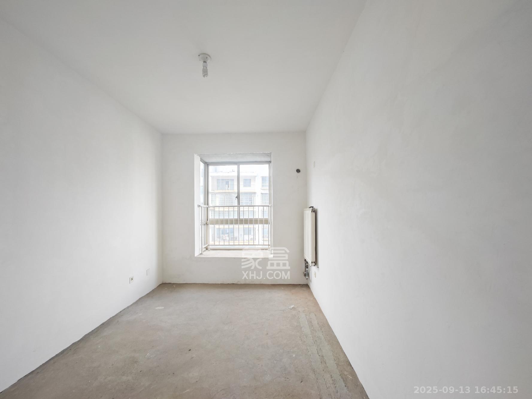 金质嘉苑  0室0厅0卫    88.0万卧室