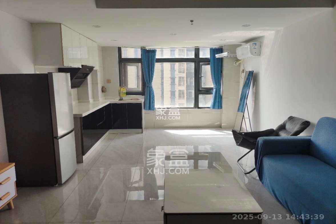 恒大御景半岛锦绣苑 1室0厅0卫 2000.0元/月 恒大御景半岛锦绣苑 1室0厅0卫 2000.0元/月室内图