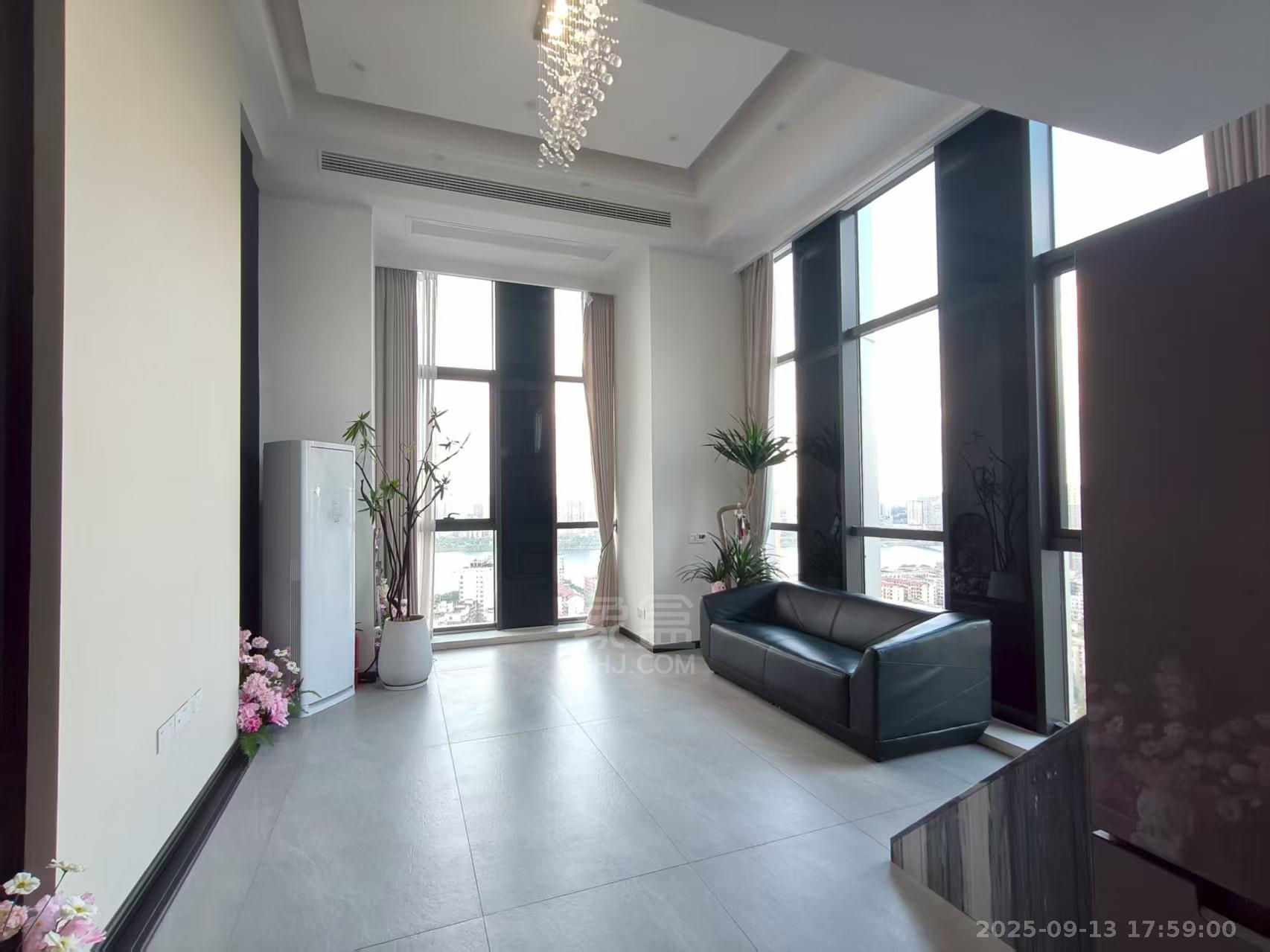 未来云环球中心  1室0厅0卫    3500.0元/月 未来云环球中心  1室0厅0卫    3500.0元/月室内图