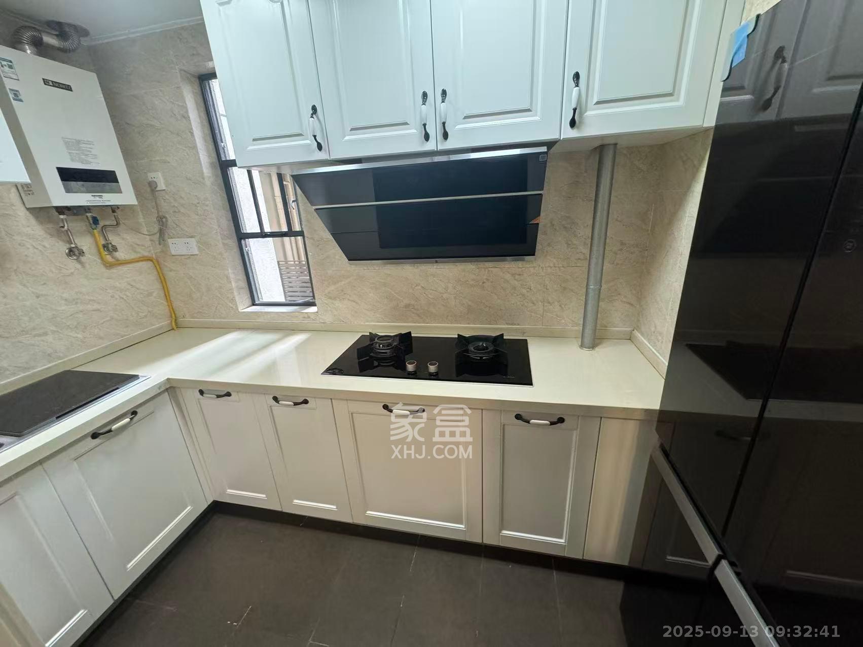 万科魅力之城观澜里 3室2厅2卫 2500.0元/月 万科魅力之城观澜里 3室2厅2卫 2500.0元/月室内图