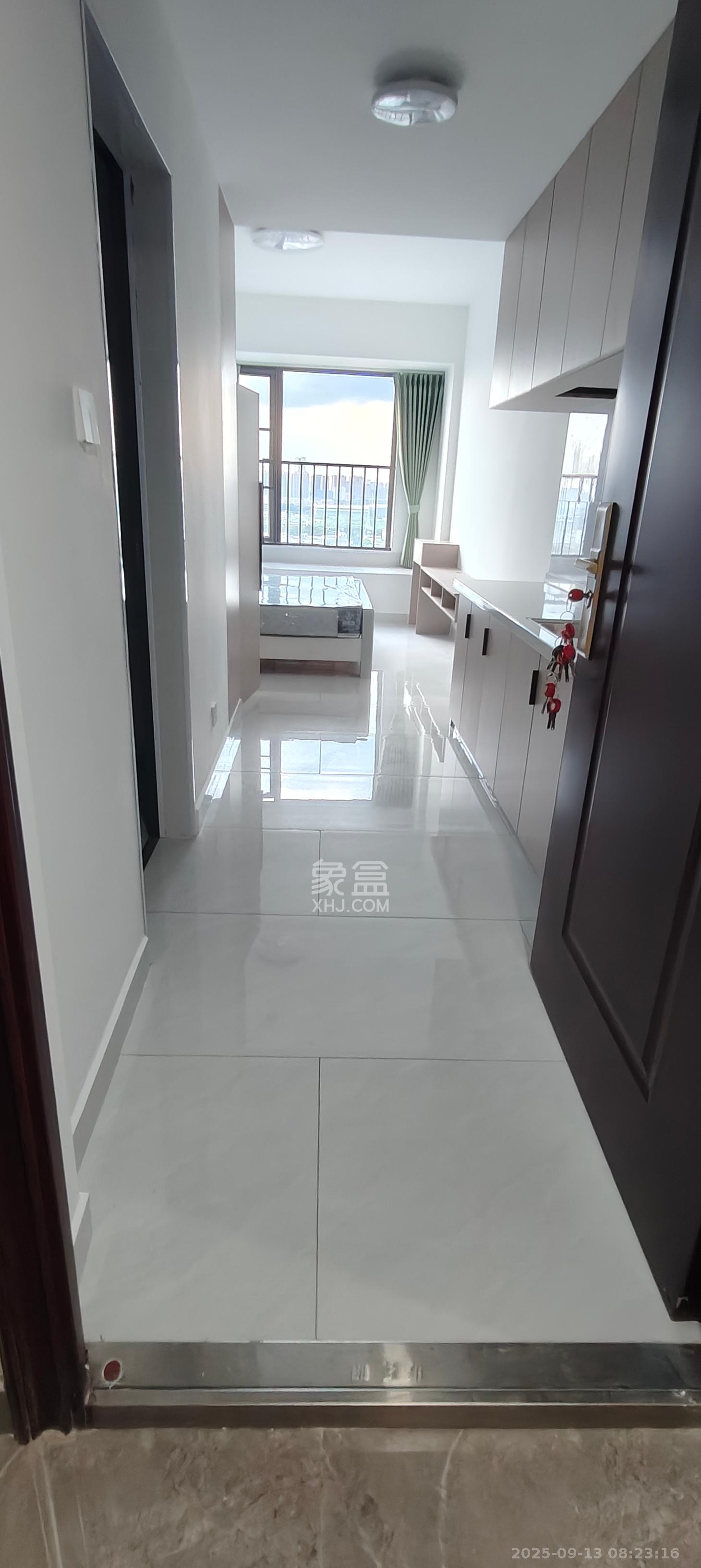 新城朗隽大都会 1室1厅1卫 1000.0元/月 新城朗隽大都会 1室1厅1卫 1000.0元/月室内图