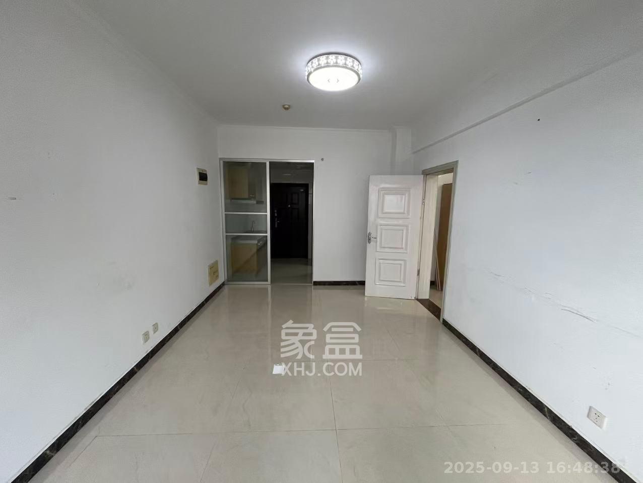 阳光锦城 1室1厅1卫 1600.0元/月 阳光锦城 1室1厅1卫 1600.0元/月室内图