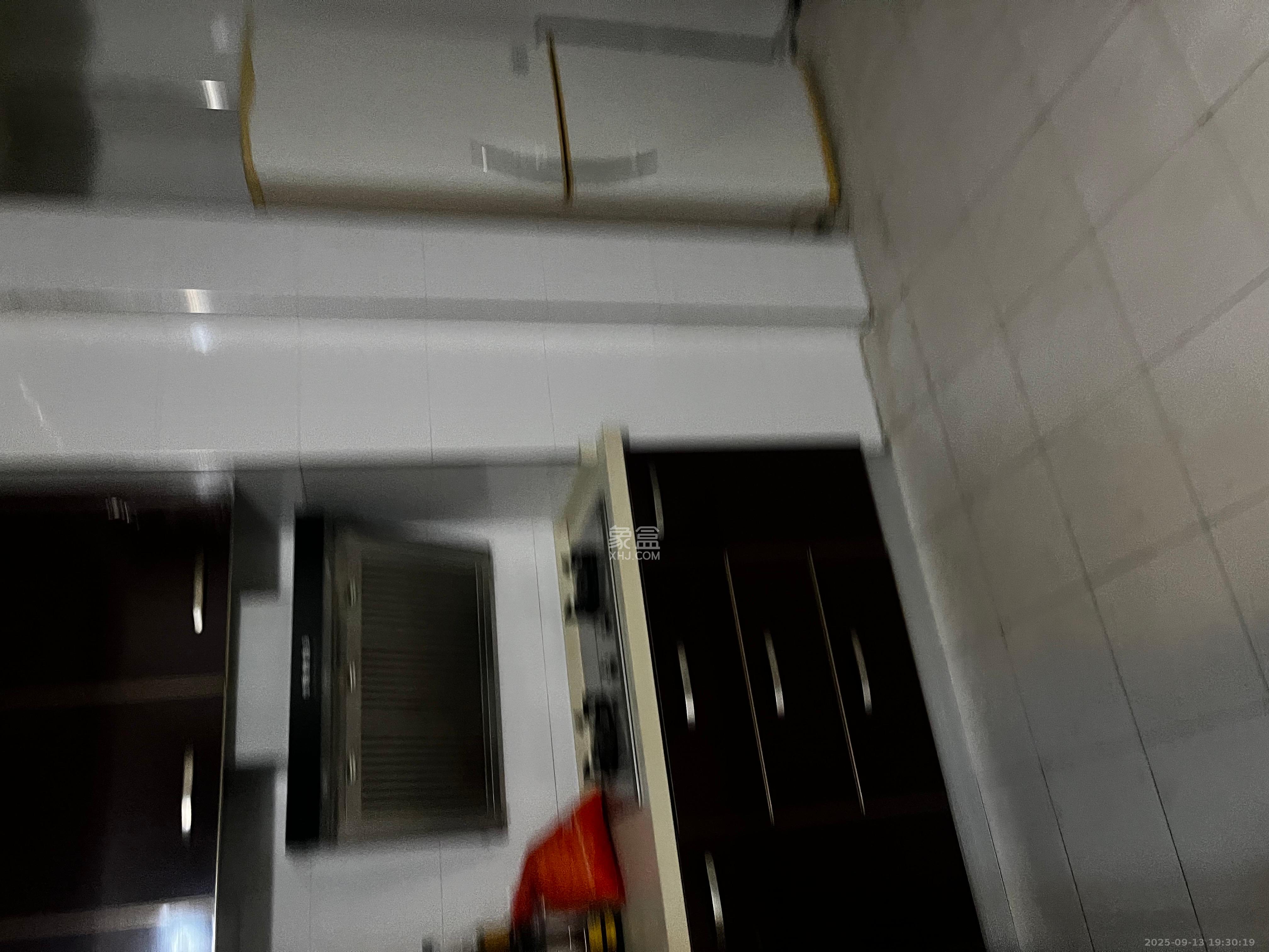 月畔湾  2室2厅1卫    2200.0元/月室内图