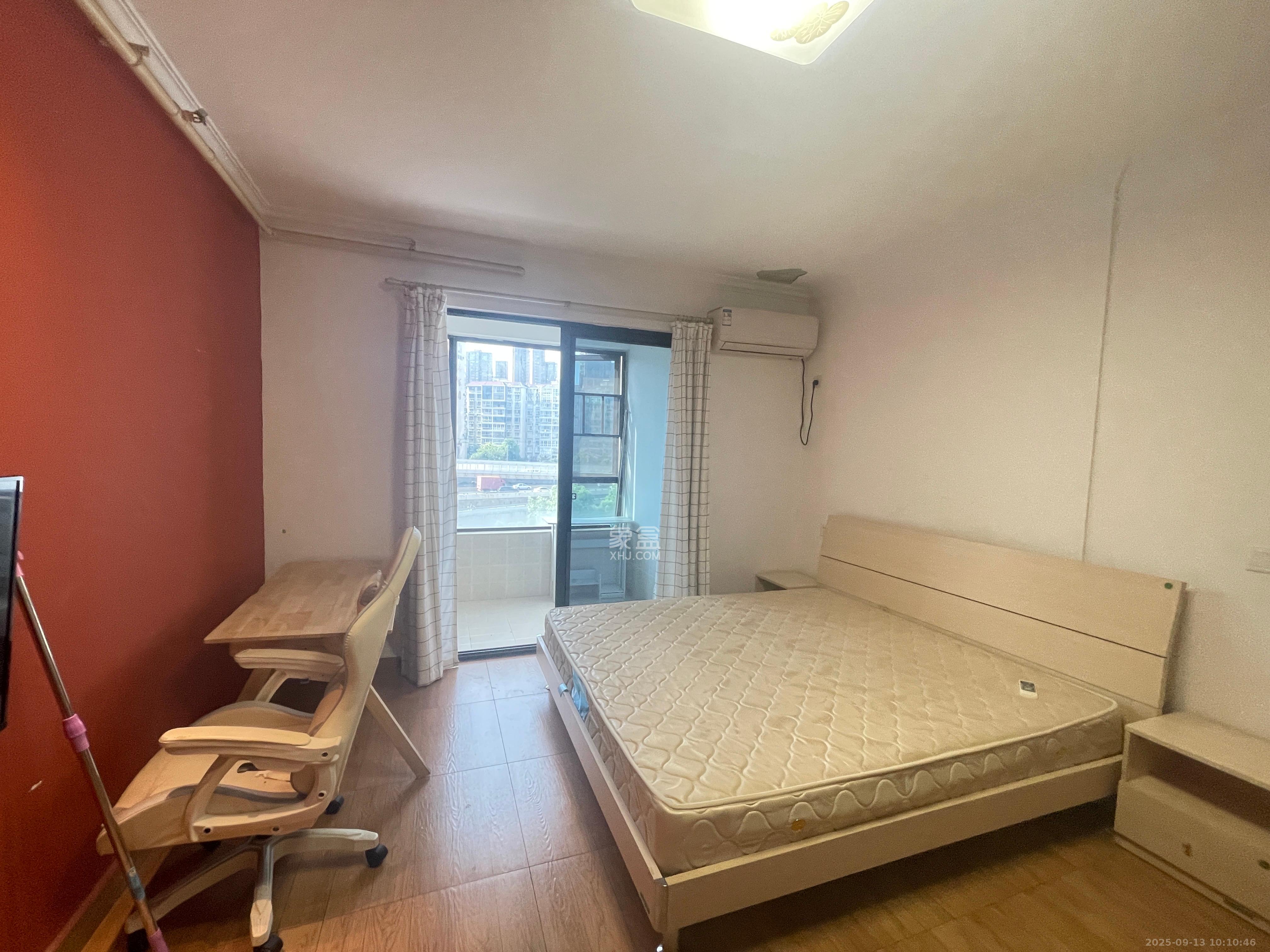 天鸿天府(天鸿中央大院) 1室1厅1卫 1400.0元/月 天鸿天府(天鸿中央大院) 1室1厅1卫 1400.0元/月室内图