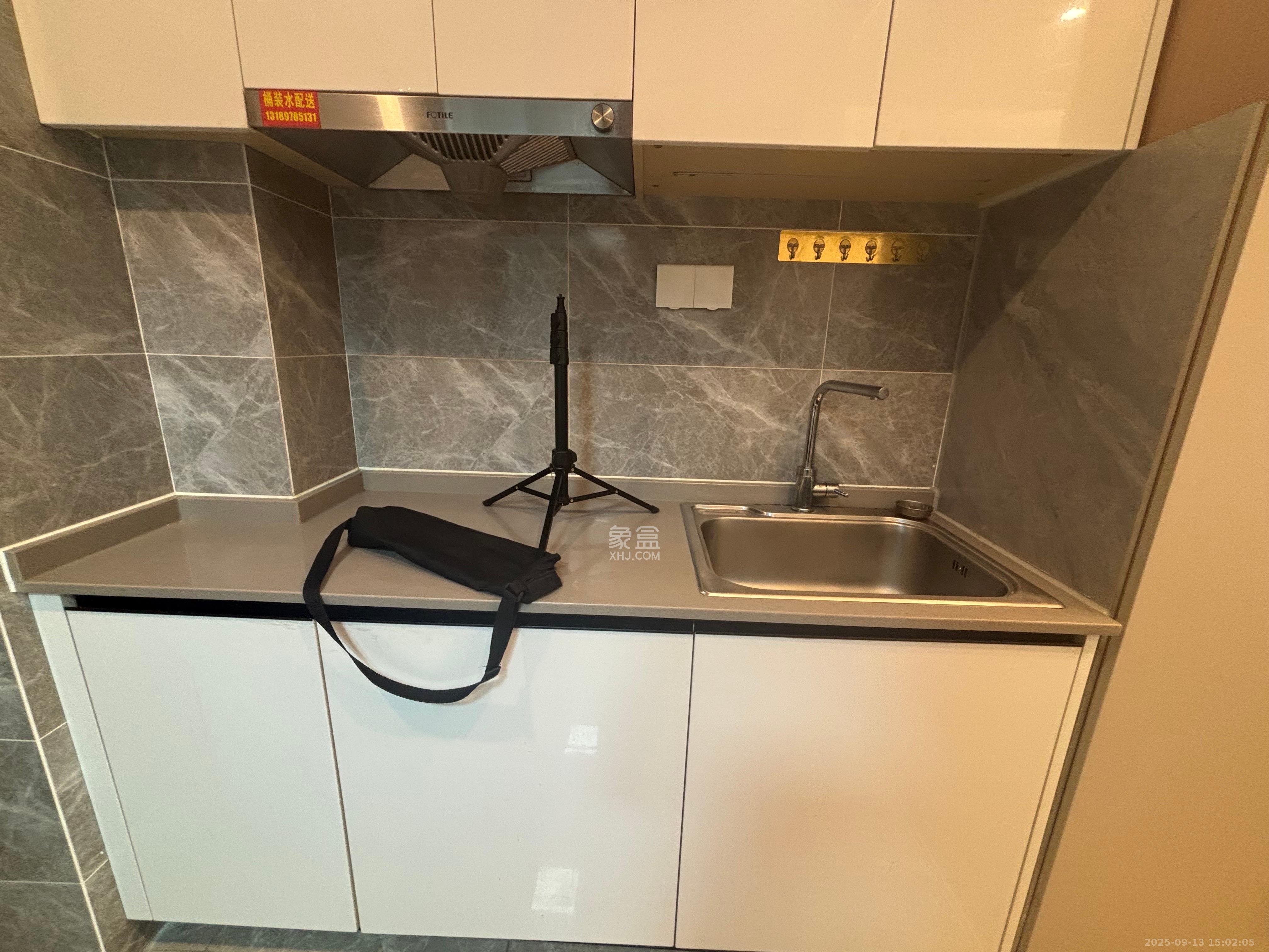 万科金色梦想D区 1室1厅1卫 1800.0元/月 万科金色梦想D区 1室1厅1卫 1800.0元/月室内图