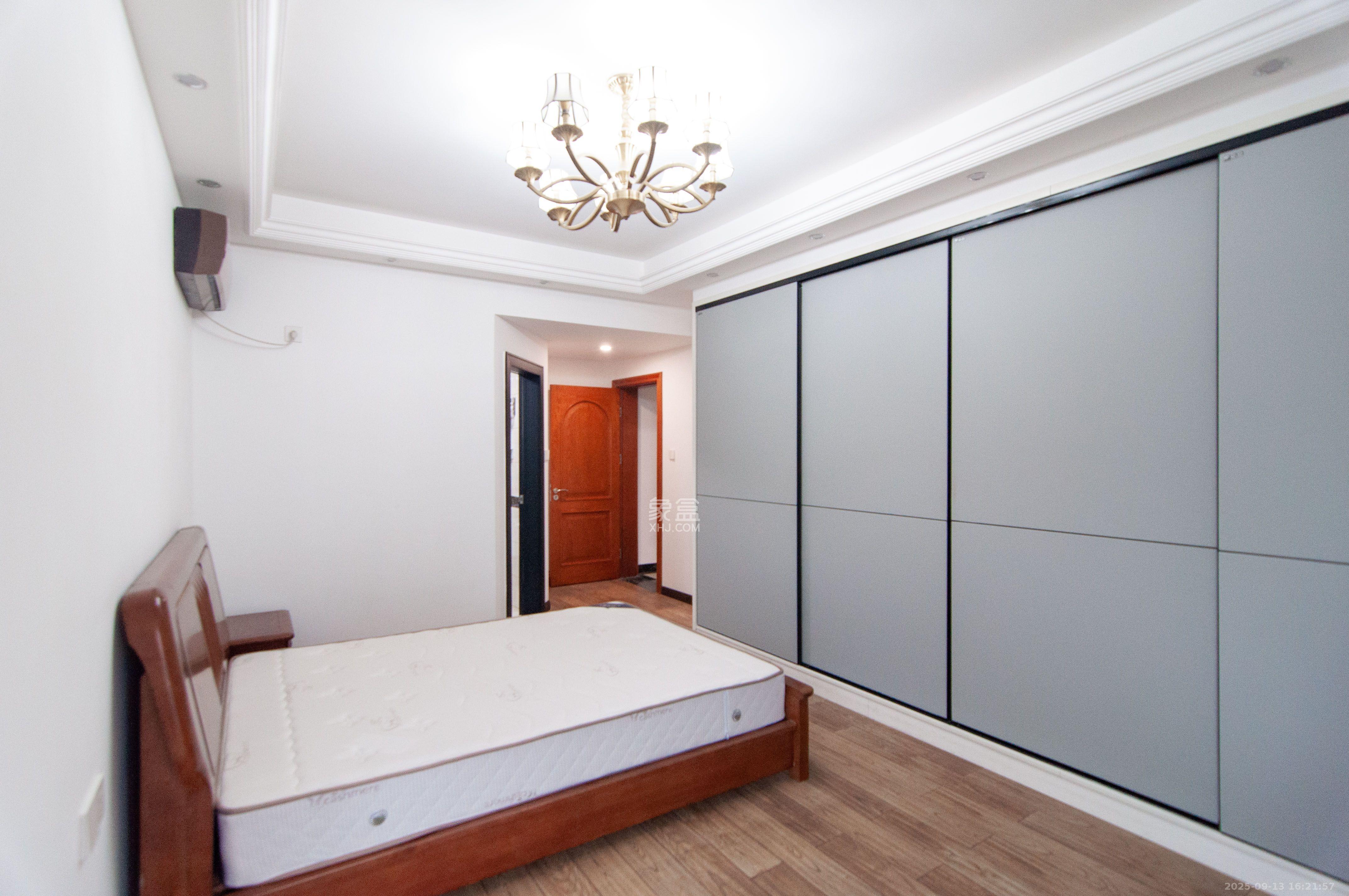 中一九骏(枫桥苑) 4室2厅2卫 4000.0元/月 中一九骏(枫桥苑) 4室2厅2卫 4000.0元/月室内图