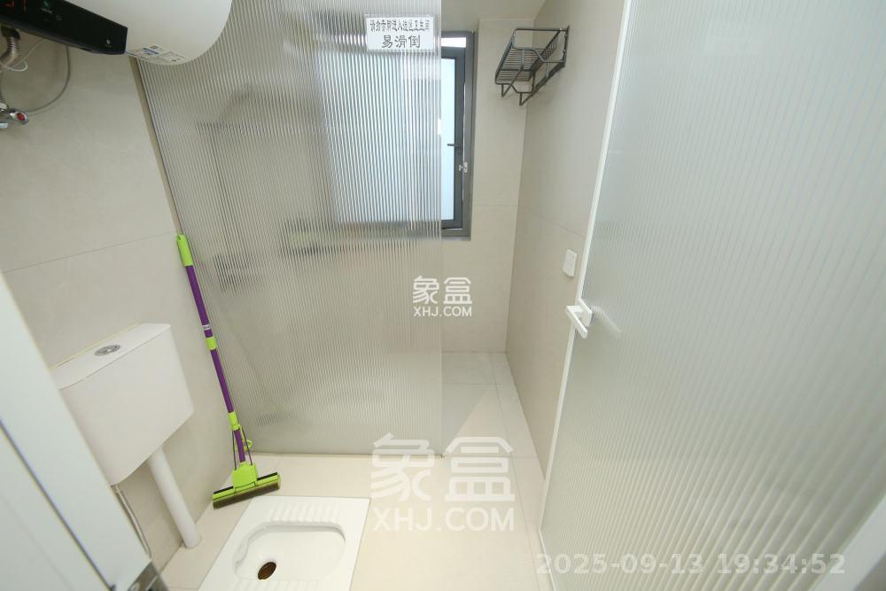 阳光城檀悦  4室2厅2卫   6000.00元/月室内图