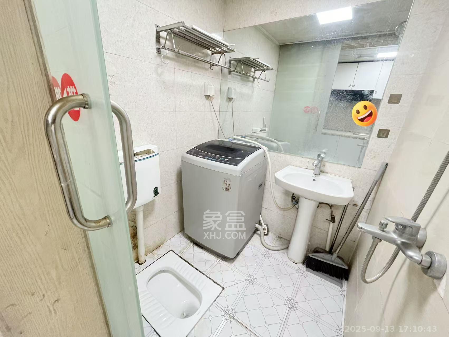 三重星都心  1室1厅1卫   1400.00元/月室内图