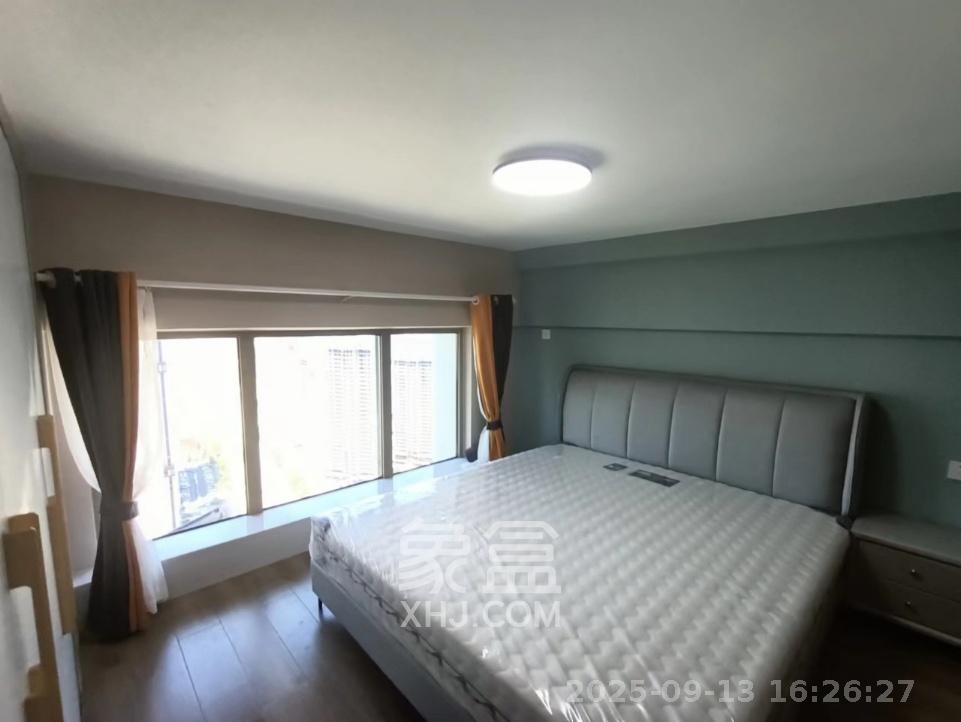 梅溪湖金茂湾  2室1厅1卫    2100.0元/月室内图