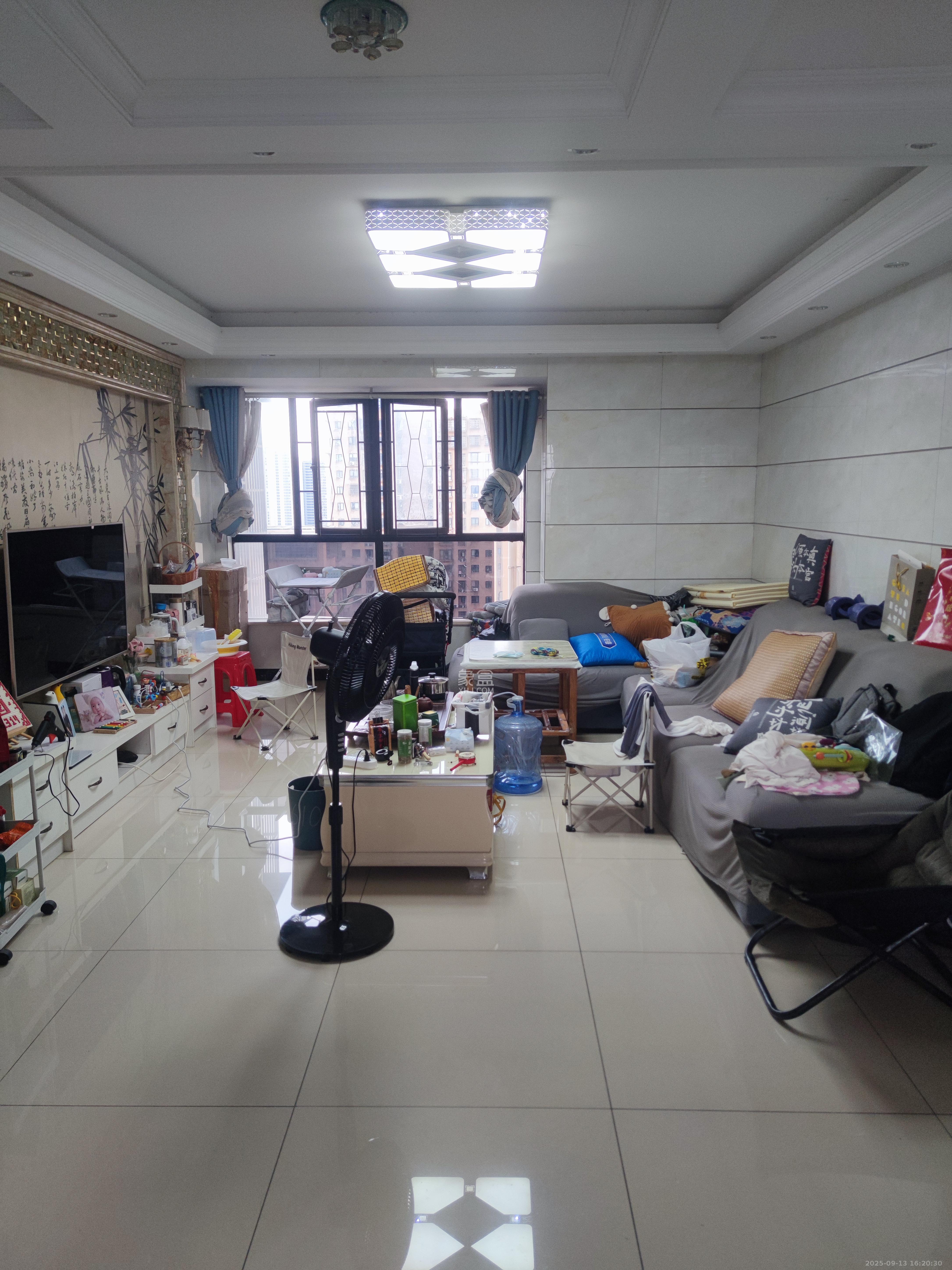 长大卧琥  3室2厅2卫   2800.00元/月