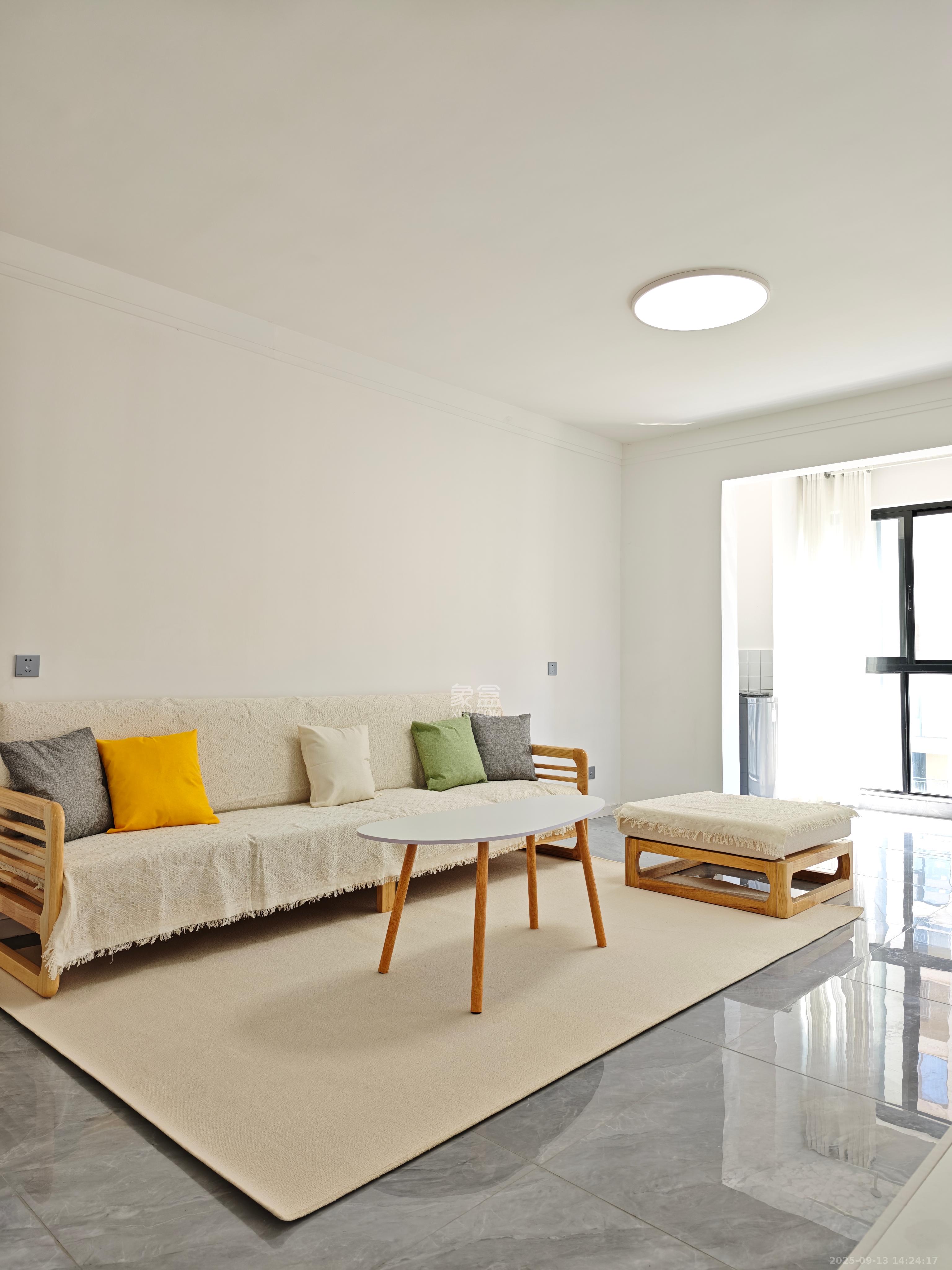 金科景朝集美星宸  3室2厅2卫    2500.0元/月室内图