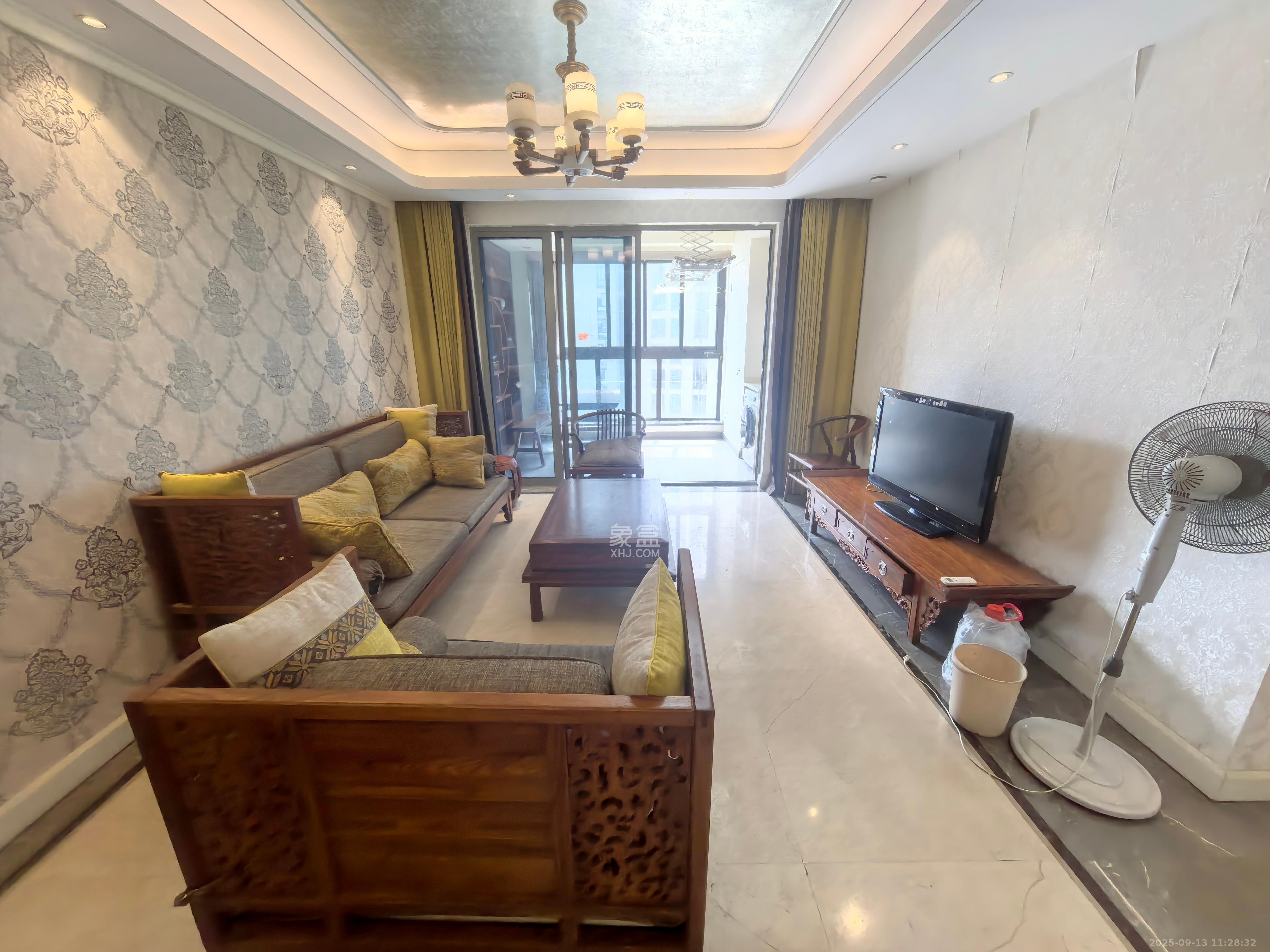 梅溪湖金茂府(金茂广场)(金茂览秀城) 3室2厅2卫 4000.0元/月 梅溪湖金茂府(金茂广场)(金茂览秀城) 3室2厅2卫 4000.0元/月室内图