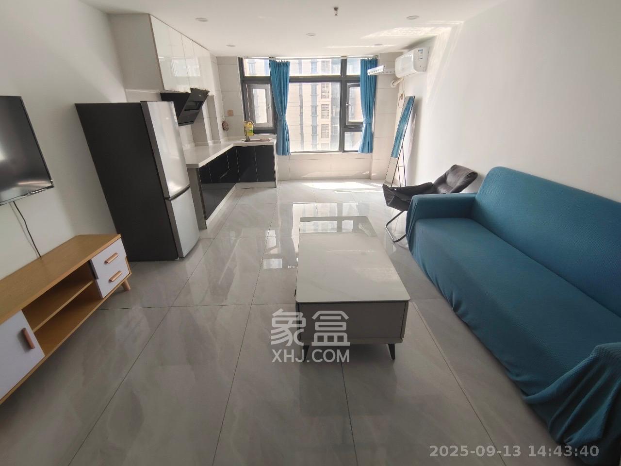 恒大御景半岛锦绣苑 1室0厅0卫 2000.0元/月 恒大御景半岛锦绣苑 1室0厅0卫 2000.0元/月室内图