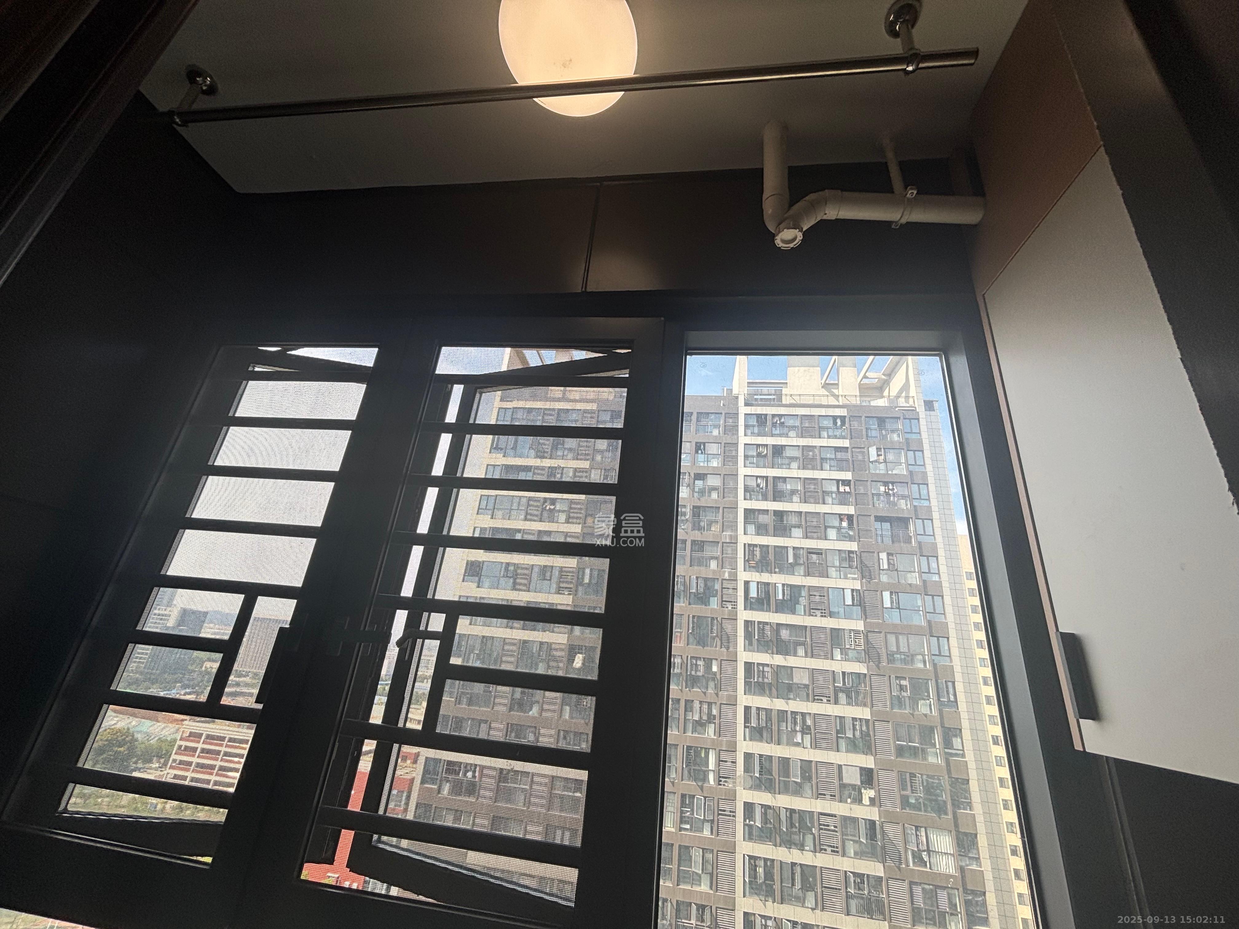 万科金色梦想D区 1室1厅1卫 1800.0元/月 万科金色梦想D区 1室1厅1卫 1800.0元/月室内图