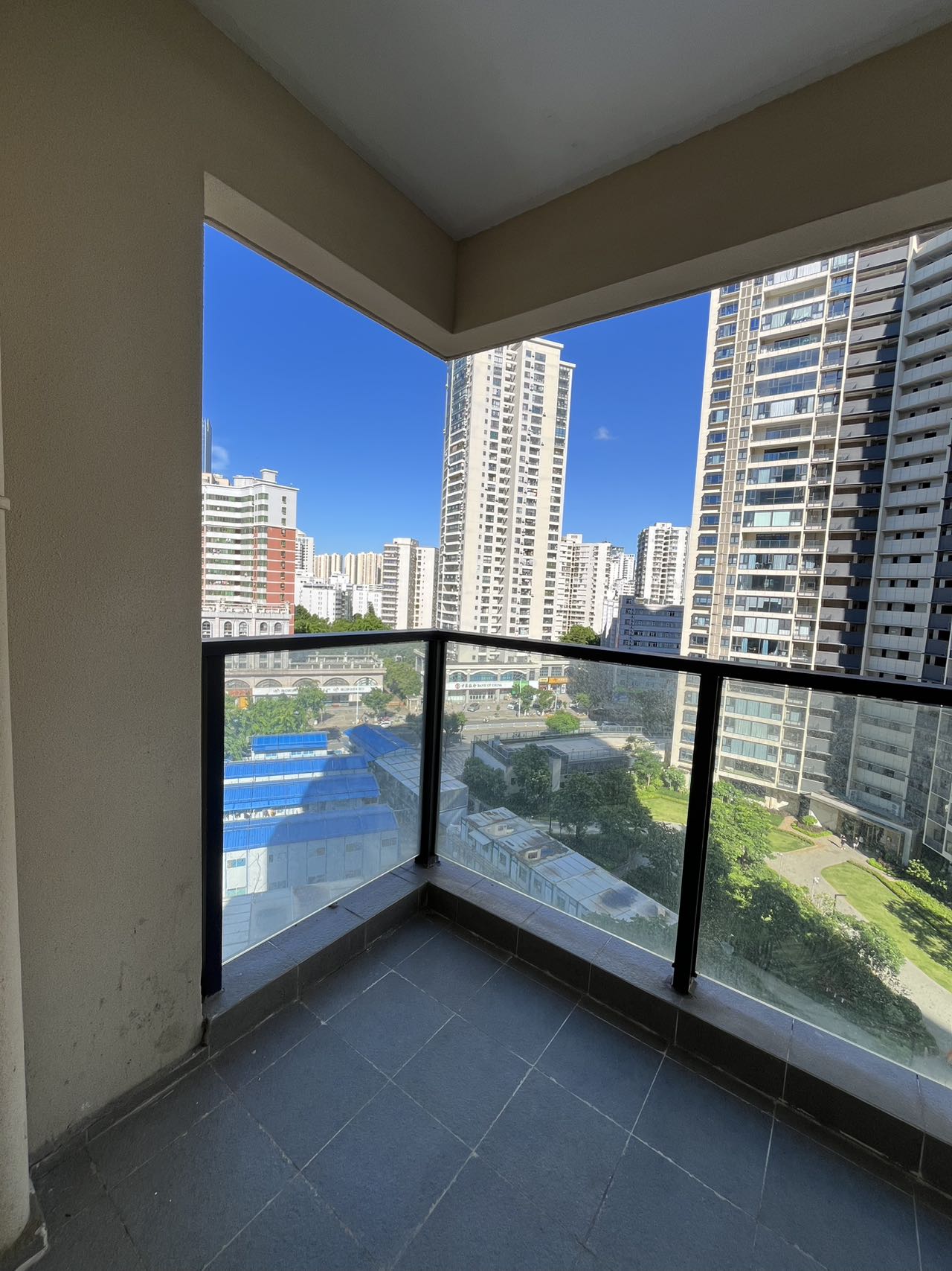 华润中心二期东悦府 4室2厅3卫 8000.0元/月 华润中心二期东悦府 4室2厅3卫 8000.0元/月室内图