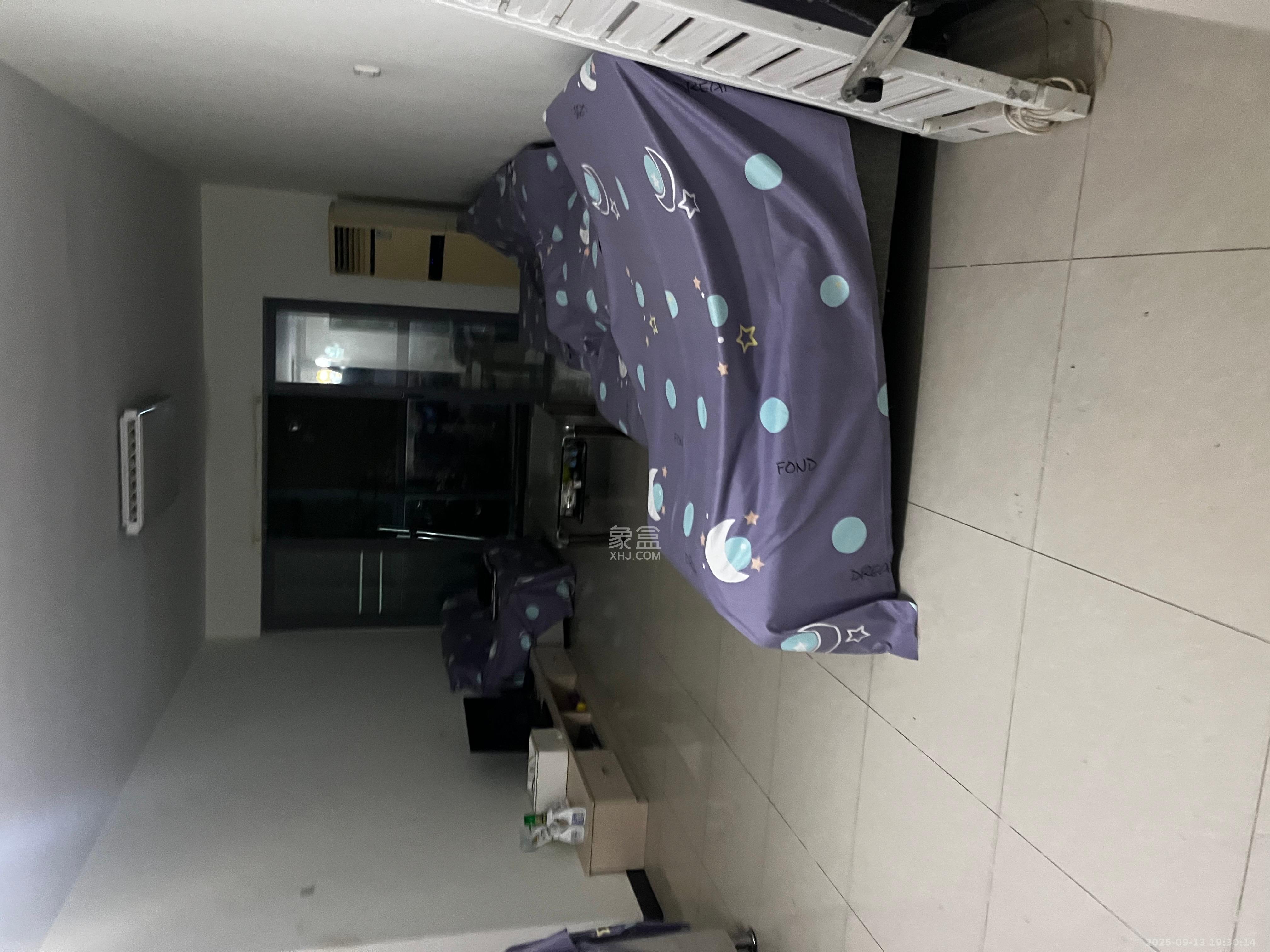 月畔湾 2室2厅1卫 2200.0元/月 月畔湾 2室2厅1卫 2200.0元/月室内图