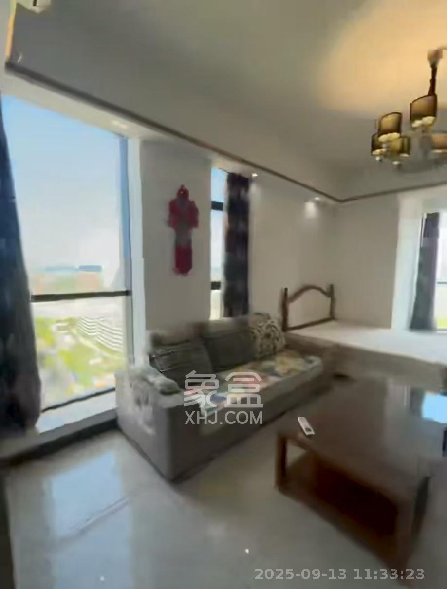 华侨假日中心(晟华苑) 1室1厅1卫 1800.0元/月 华侨假日中心(晟华苑) 1室1厅1卫 1800.0元/月室内图