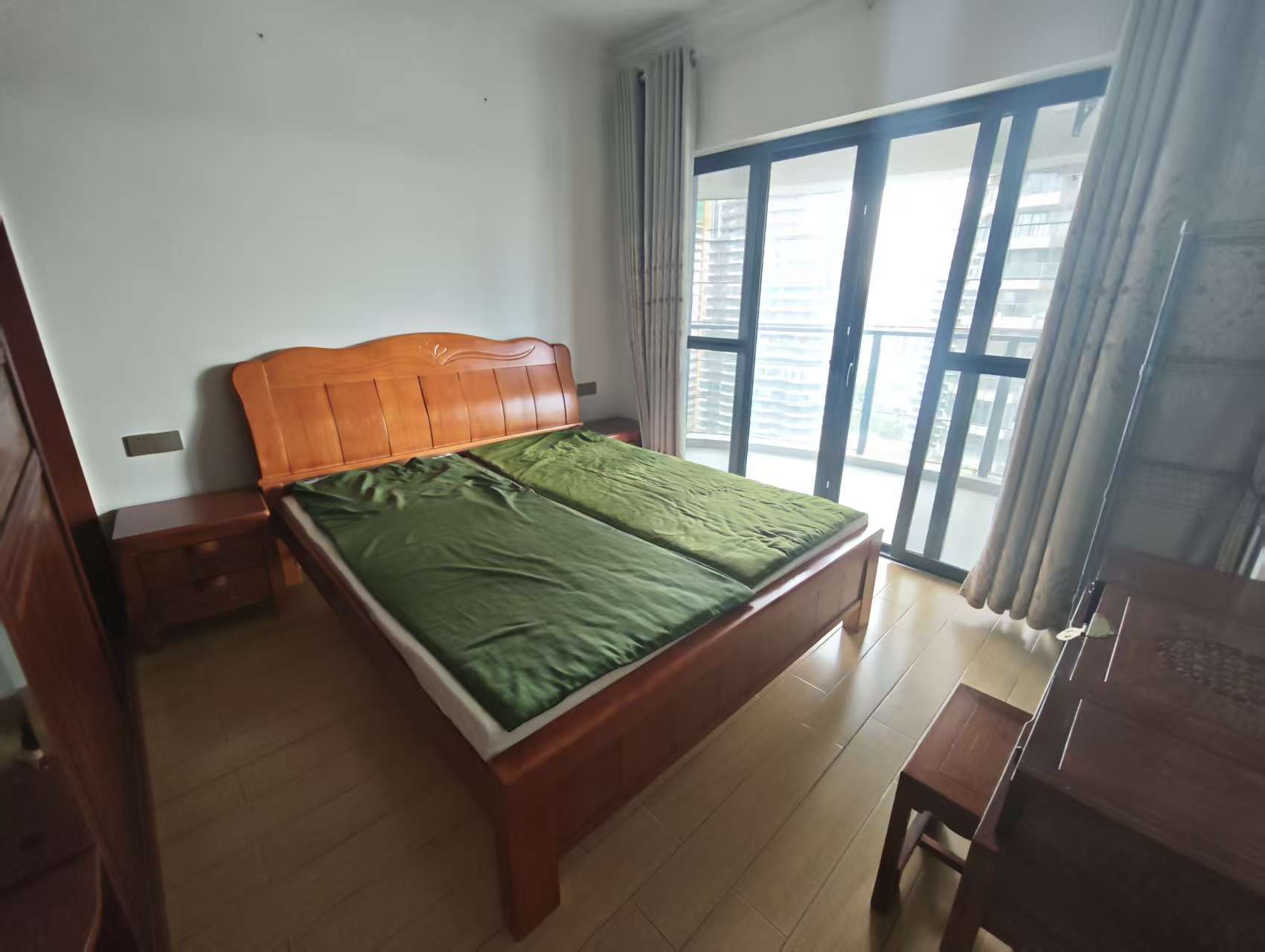 滨海幸福里  3室2厅2卫    4000.0元/月 滨海幸福里  3室2厅2卫    4000.0元/月室内图