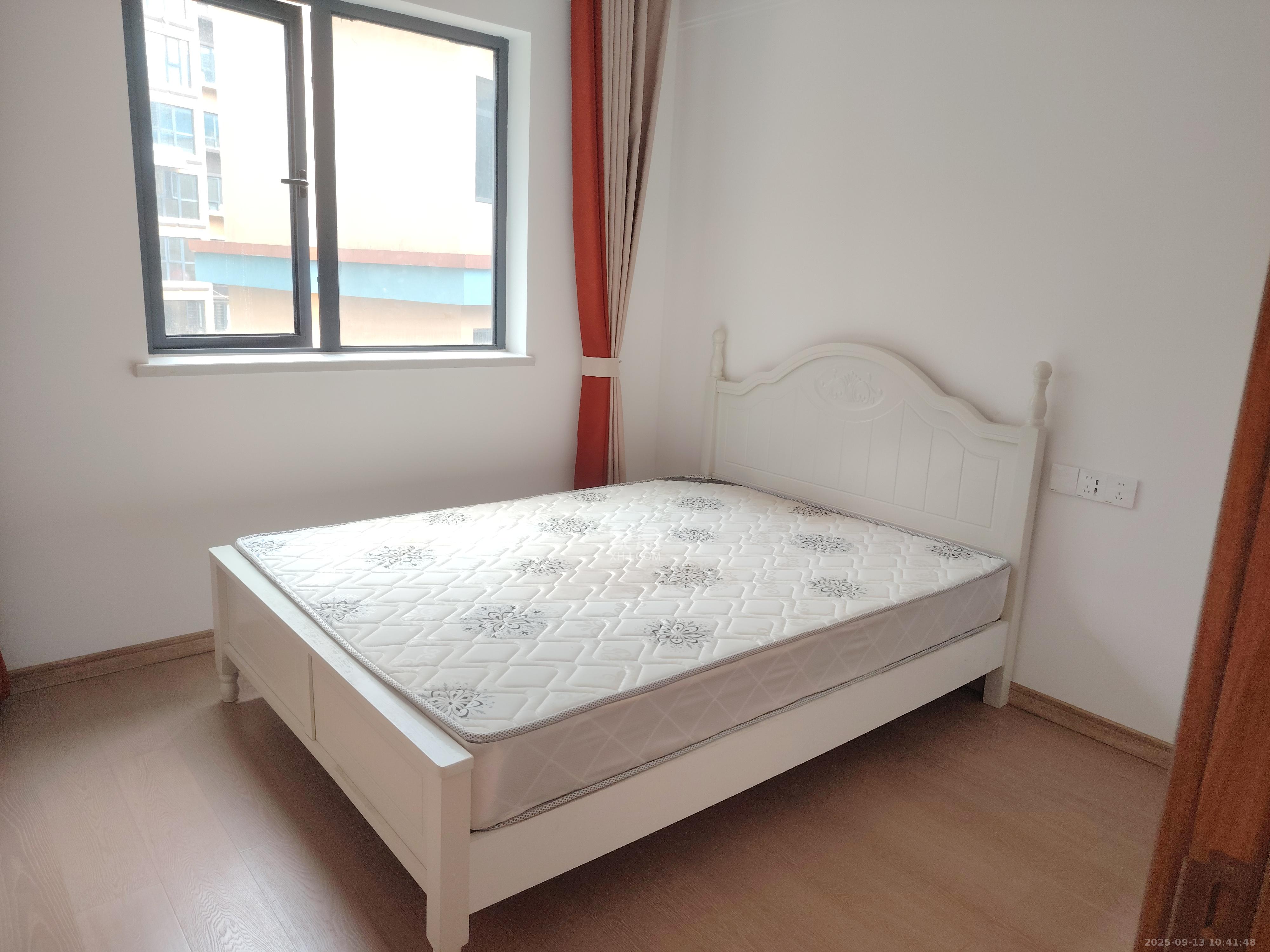 澳海月亮湾 4室2厅2卫 2000.0元/月 澳海月亮湾 4室2厅2卫 2000.0元/月室内图