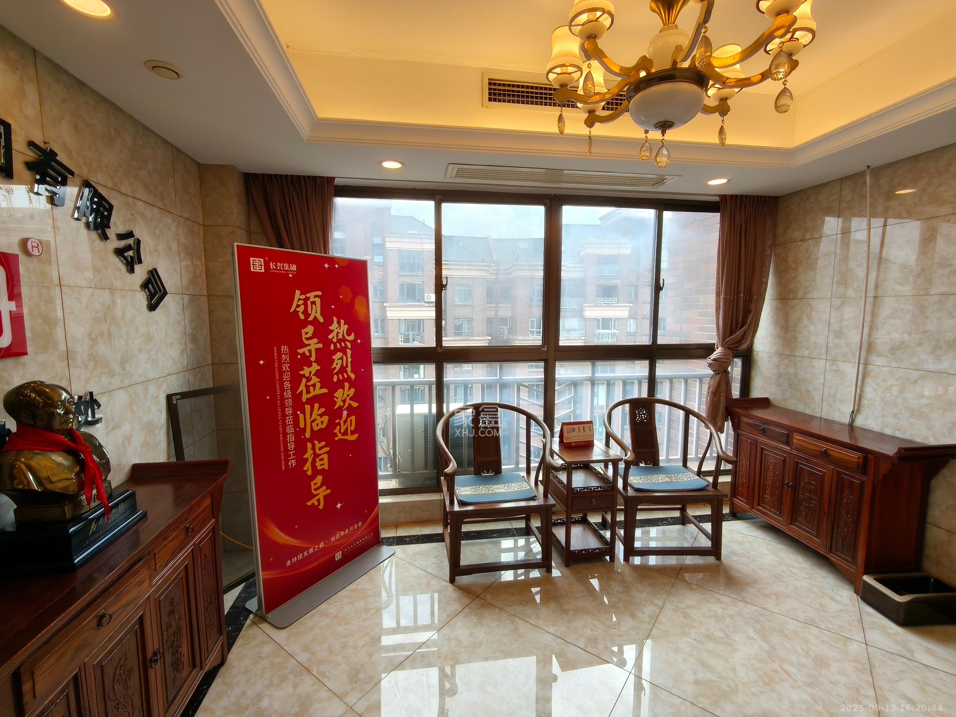 奥林匹克花园  4室2厅2卫    7800.0元/月室内图