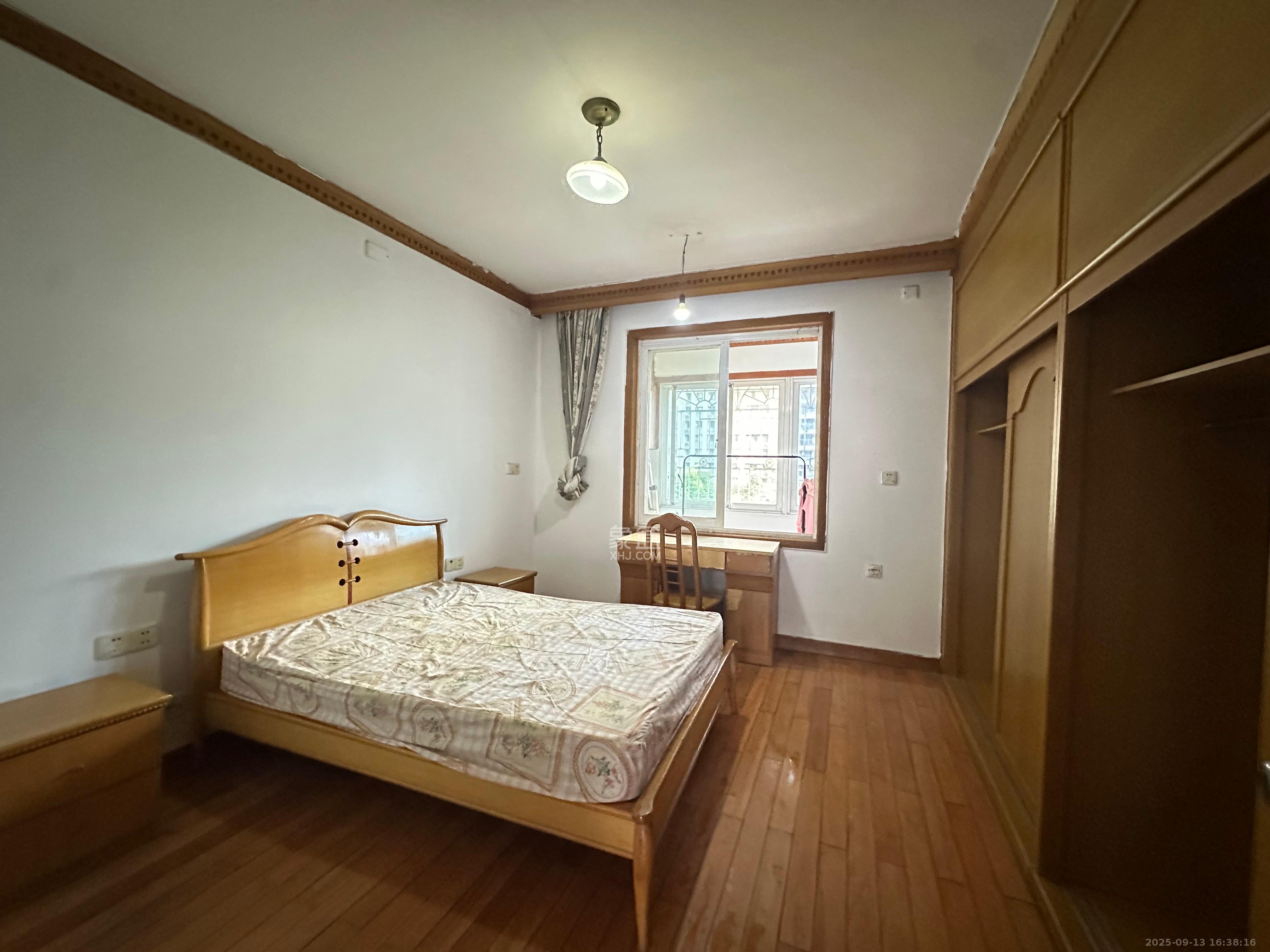 东塘电信宿舍  2室1厅1卫    2100.0元/月室内图