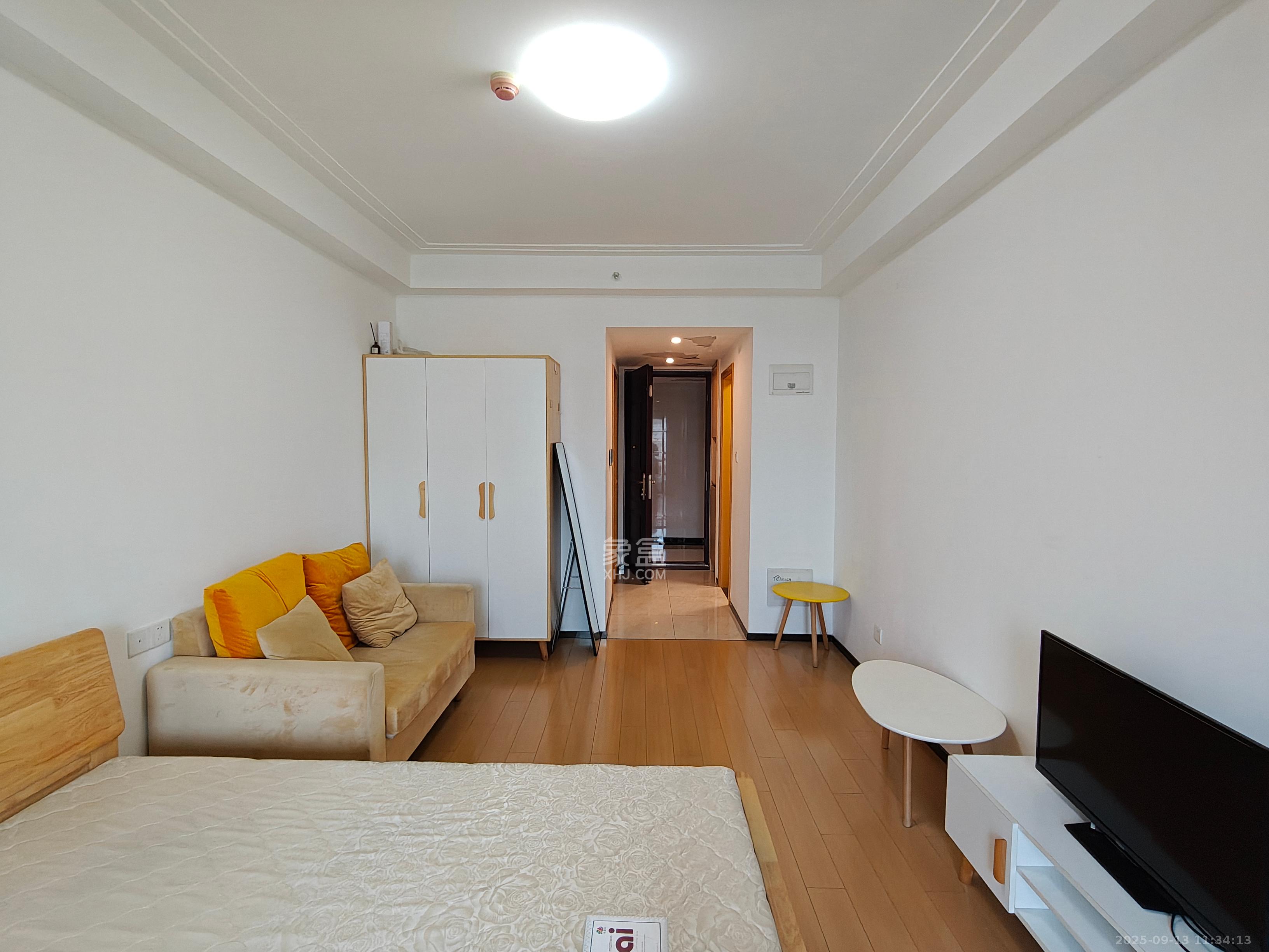 中海新城熙岸(中信新城五期) 1室1厅1卫 1300.0元/月 中海新城熙岸(中信新城五期) 1室1厅1卫 1300.0元/月室内图