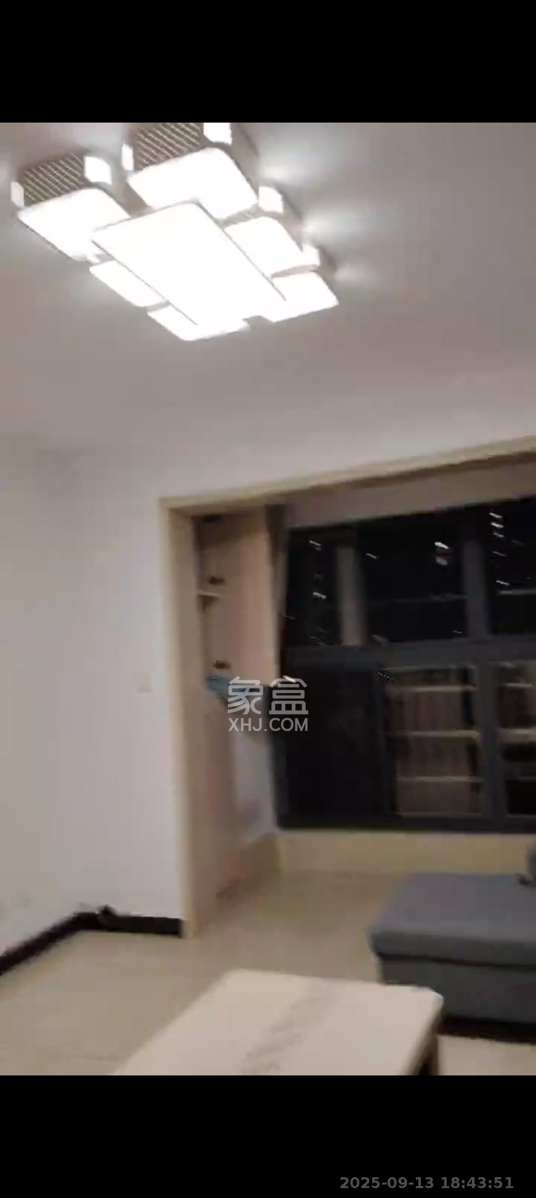 和康园小区  2室1厅1卫    1800.0元/月 和康园小区  2室1厅1卫    1800.0元/月室内图