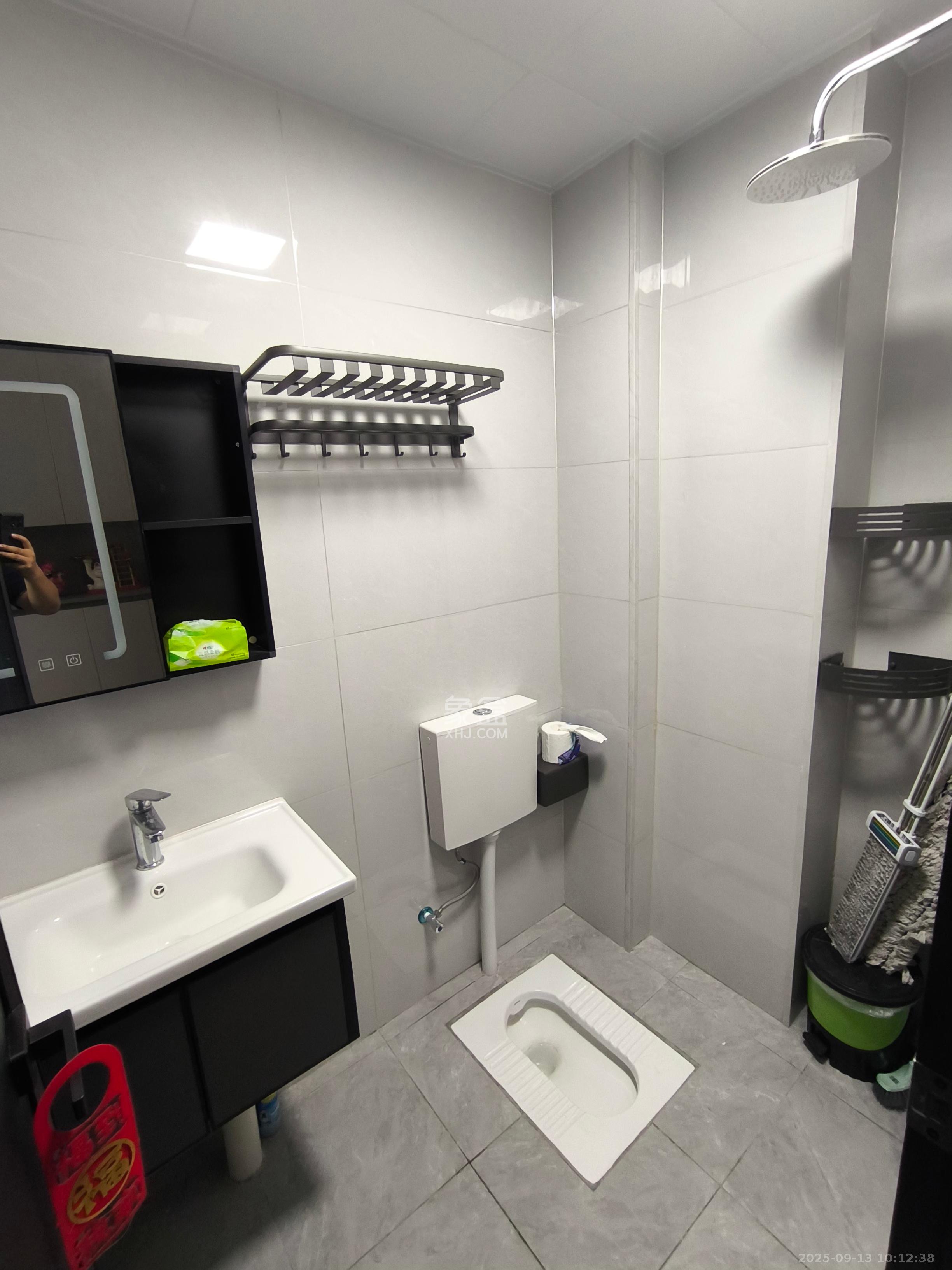 文景领秀 2室1厅1卫 2280.0元/月 文景领秀 2室1厅1卫 2280.0元/月室内图