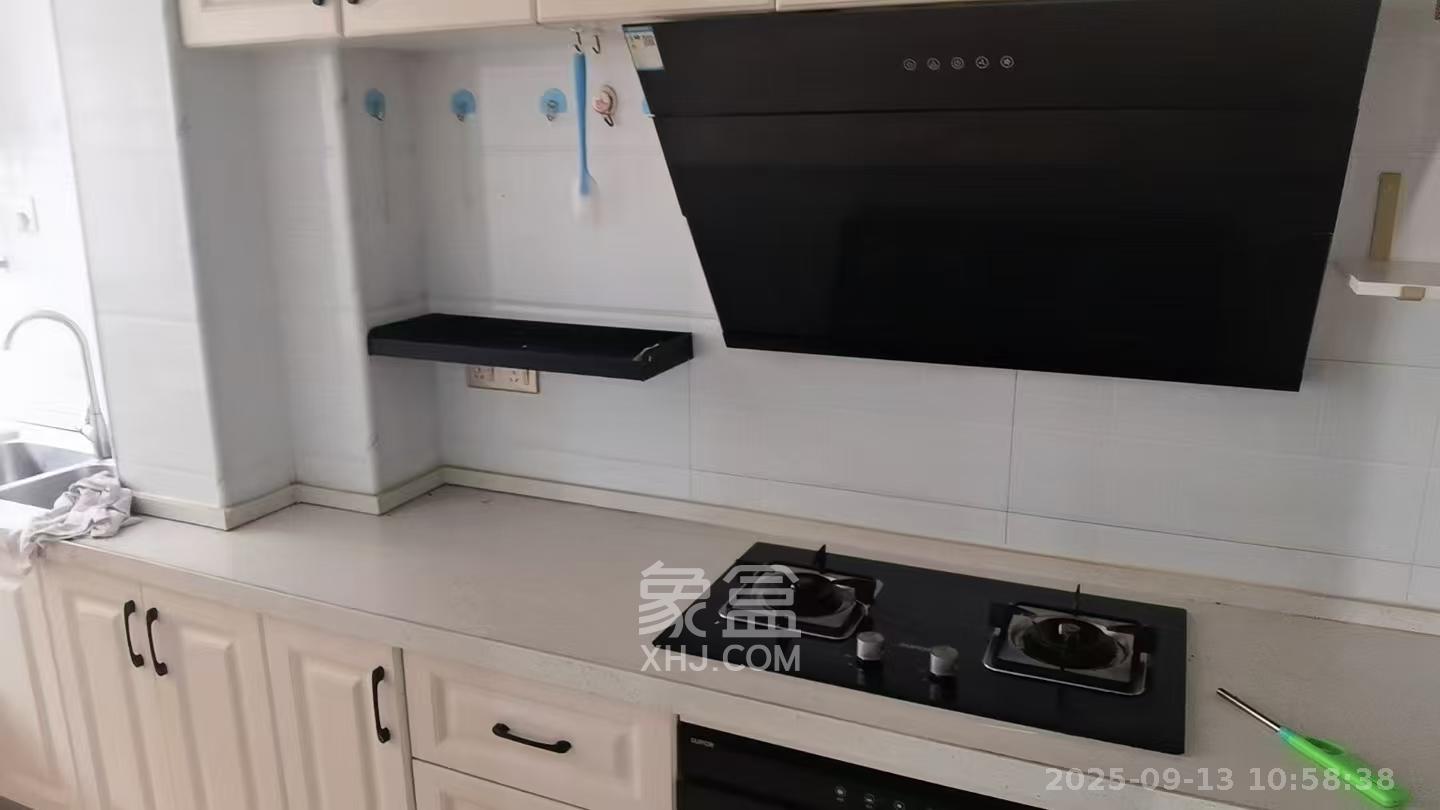 潇湘奥林匹克花园 3室1厅1卫 2500.0元/月 潇湘奥林匹克花园 3室1厅1卫 2500.0元/月室内图