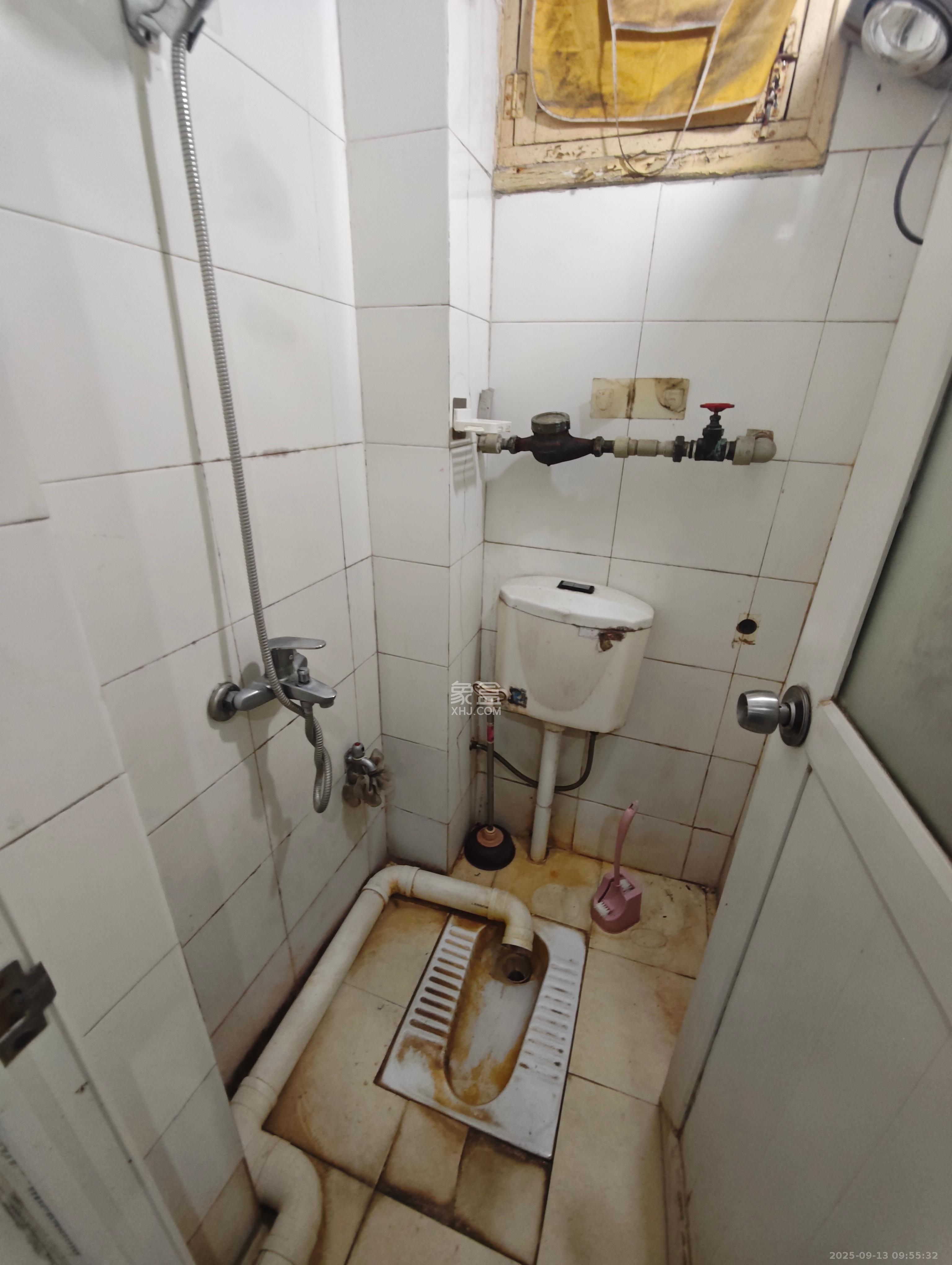 省建苑小区  3室2厅1卫    2200.0元/月室内图