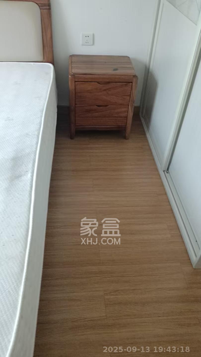 旭辉国际广场(永升商业广场) 3室2厅2卫 3200.0元/月 旭辉国际广场(永升商业广场) 3室2厅2卫 3200.0元/月室内图